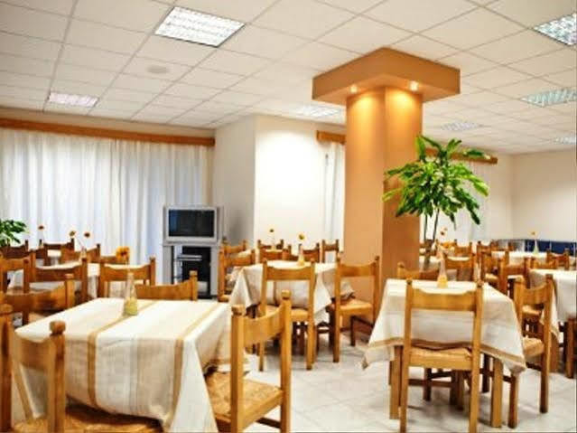 Venetia Hotel Perdika (Aegina)