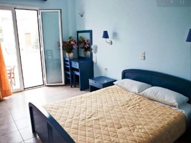 Hotel Venetia Perdika (Aegina)
