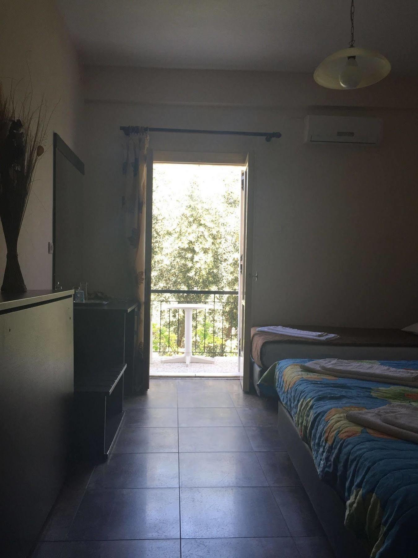 Ulrika Hotel *