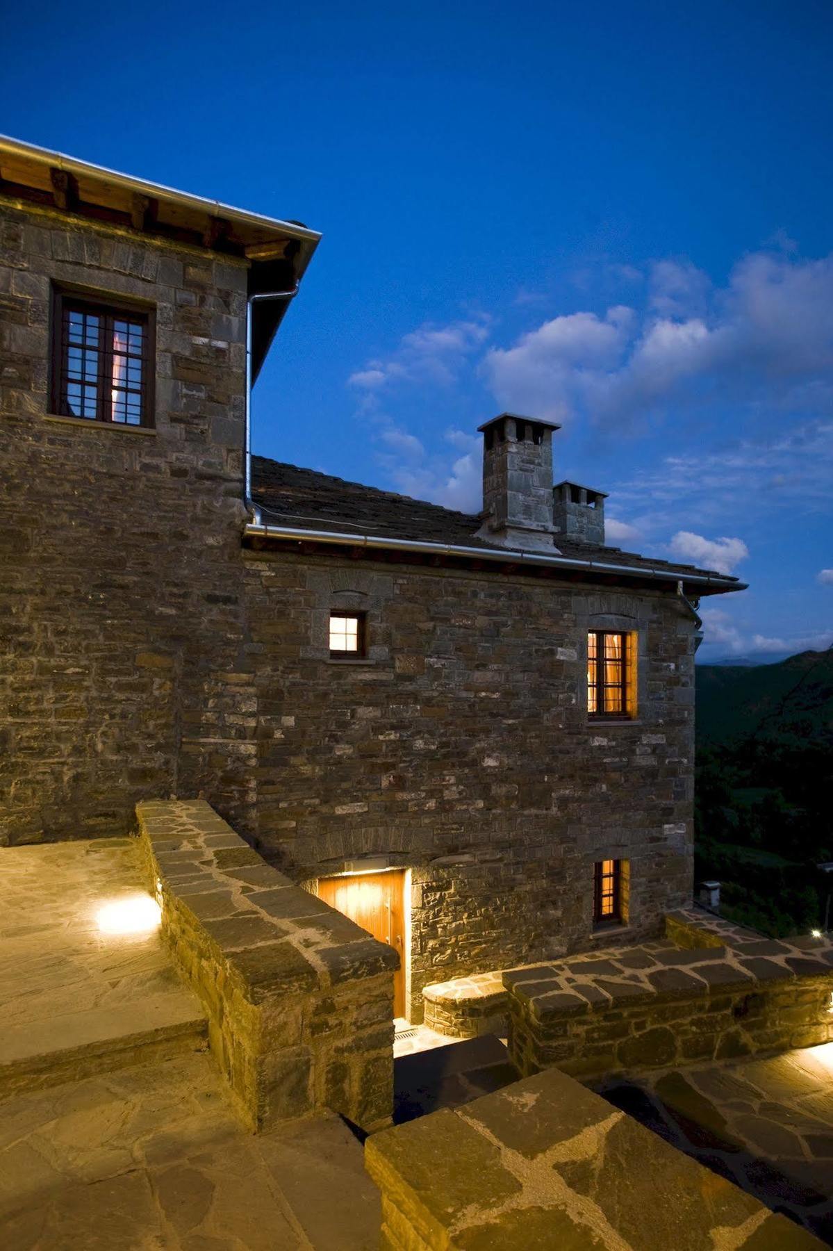 Kipi Suites