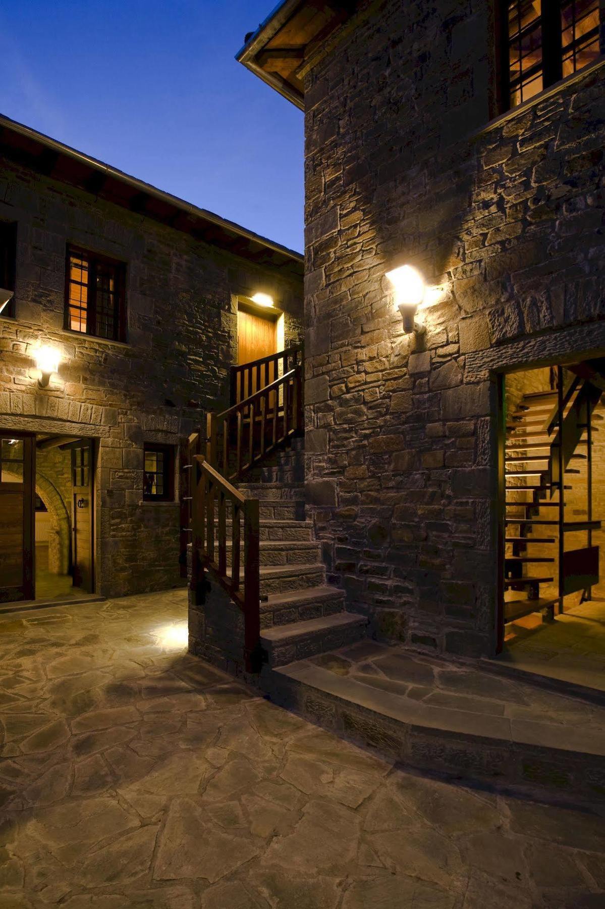 Kipi Suites Guest house 4*