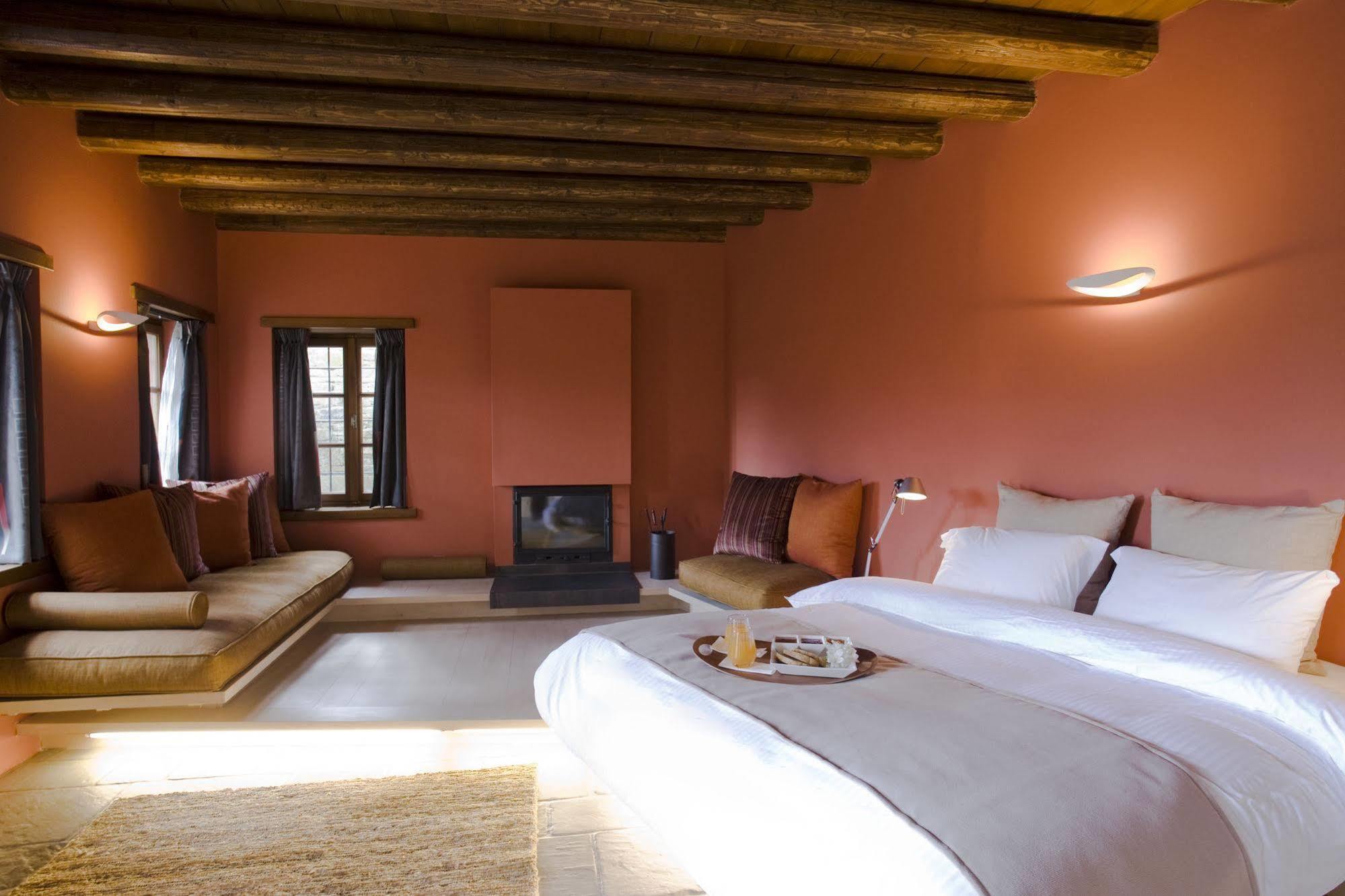 Guest house Kipi Suites 4*