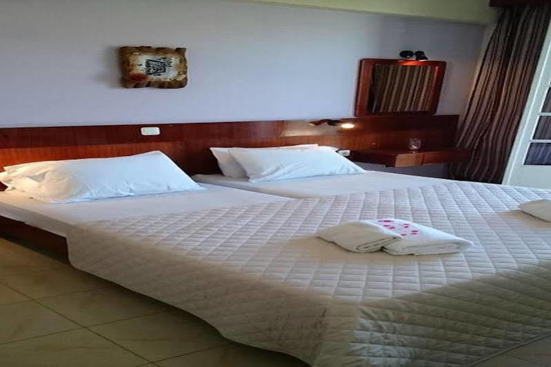 Aparthotel Dionysos