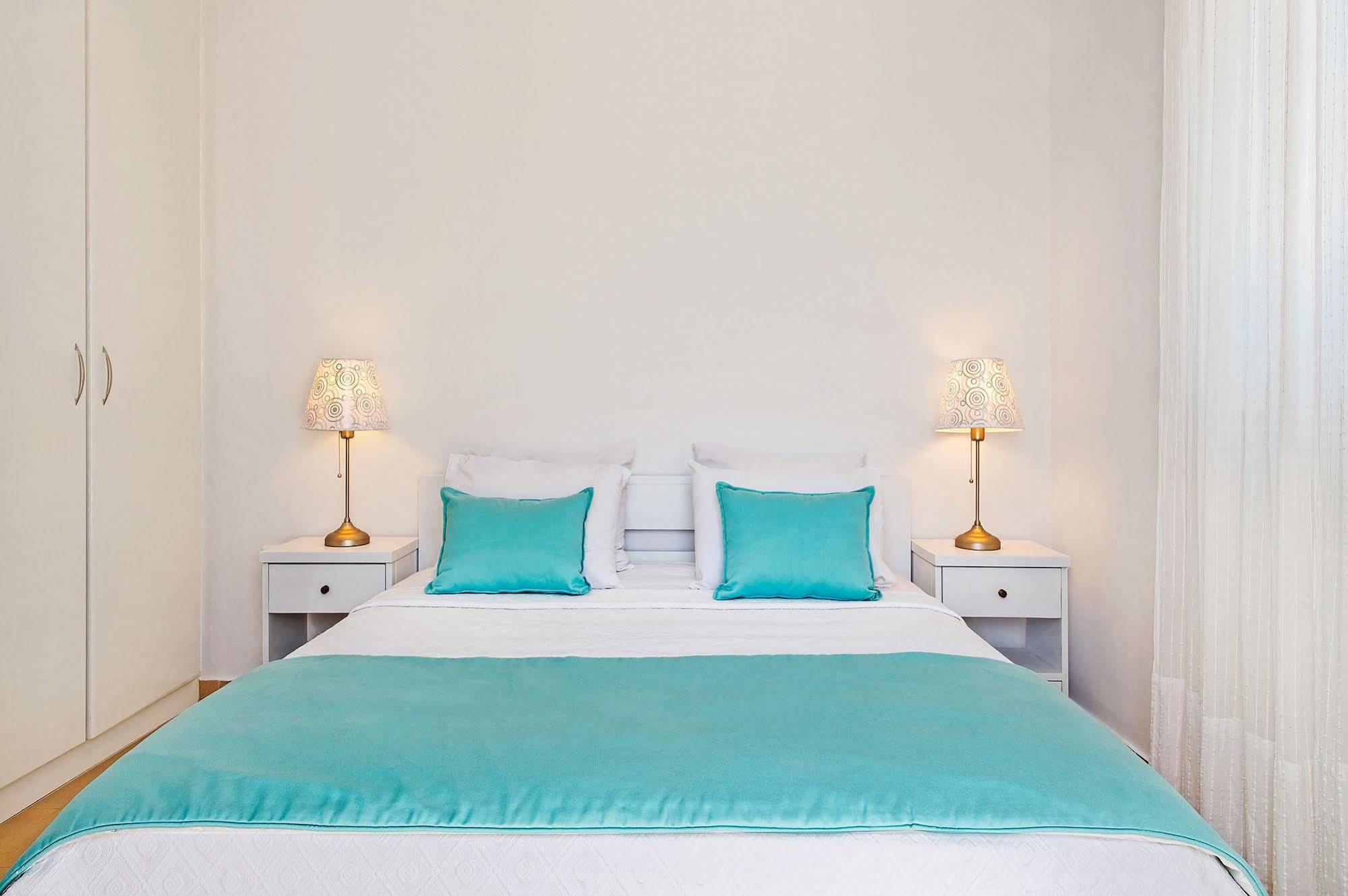 Villa Sienna Eco Fira (Santorini)