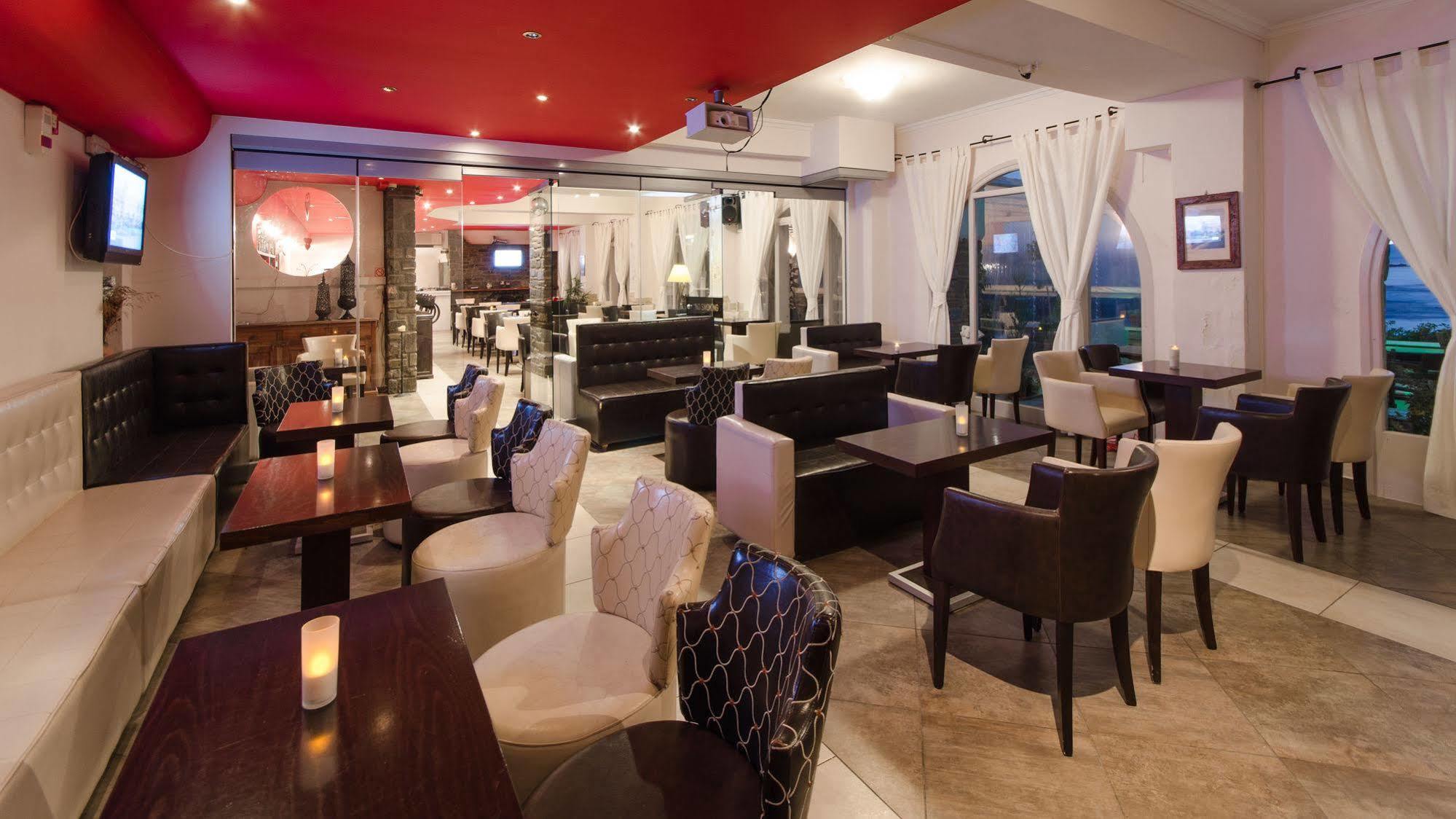 Nikolas Hotel
