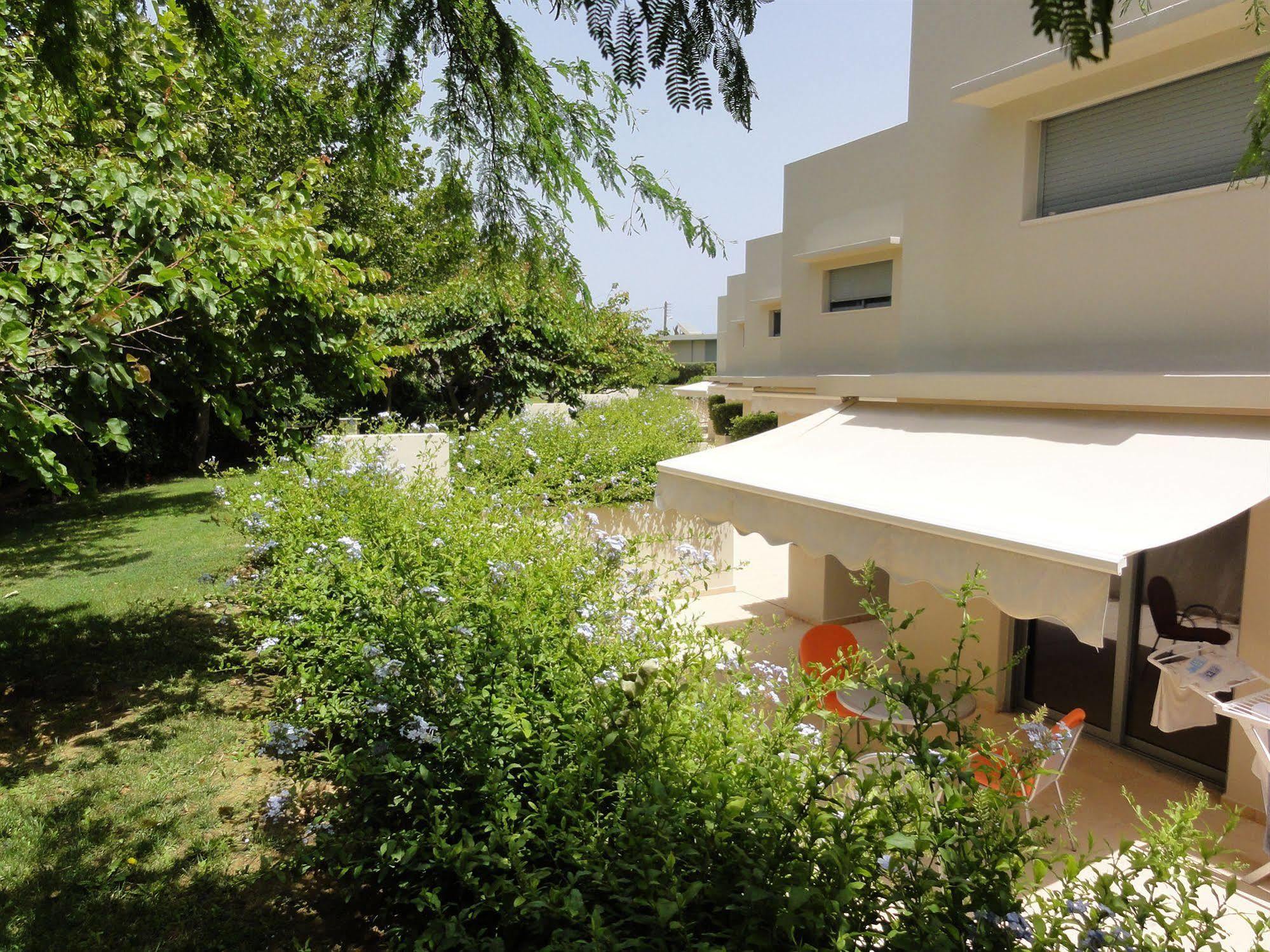 Aparthotel Nereids 3*