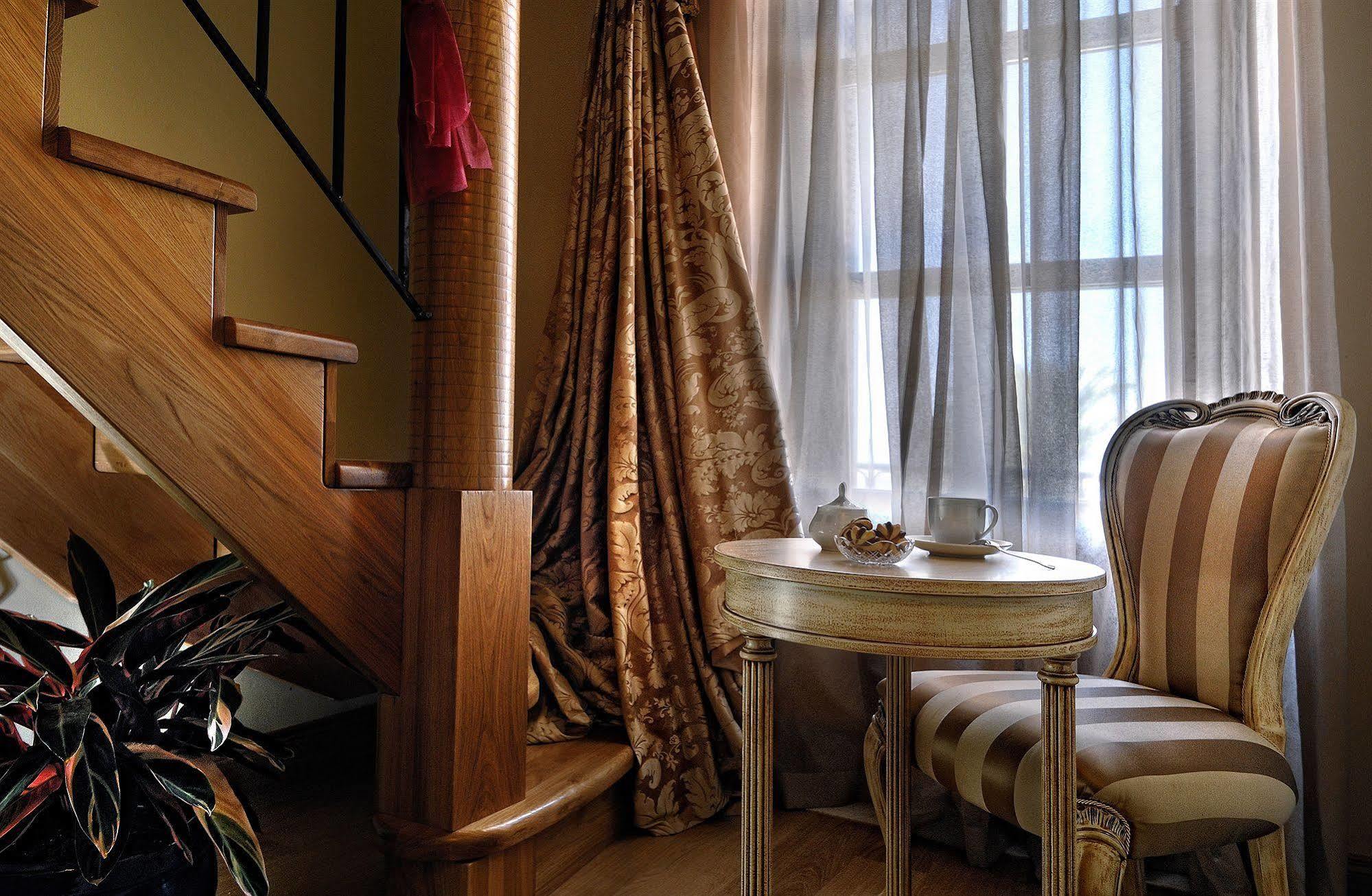 Civitas Aparthotel 4*