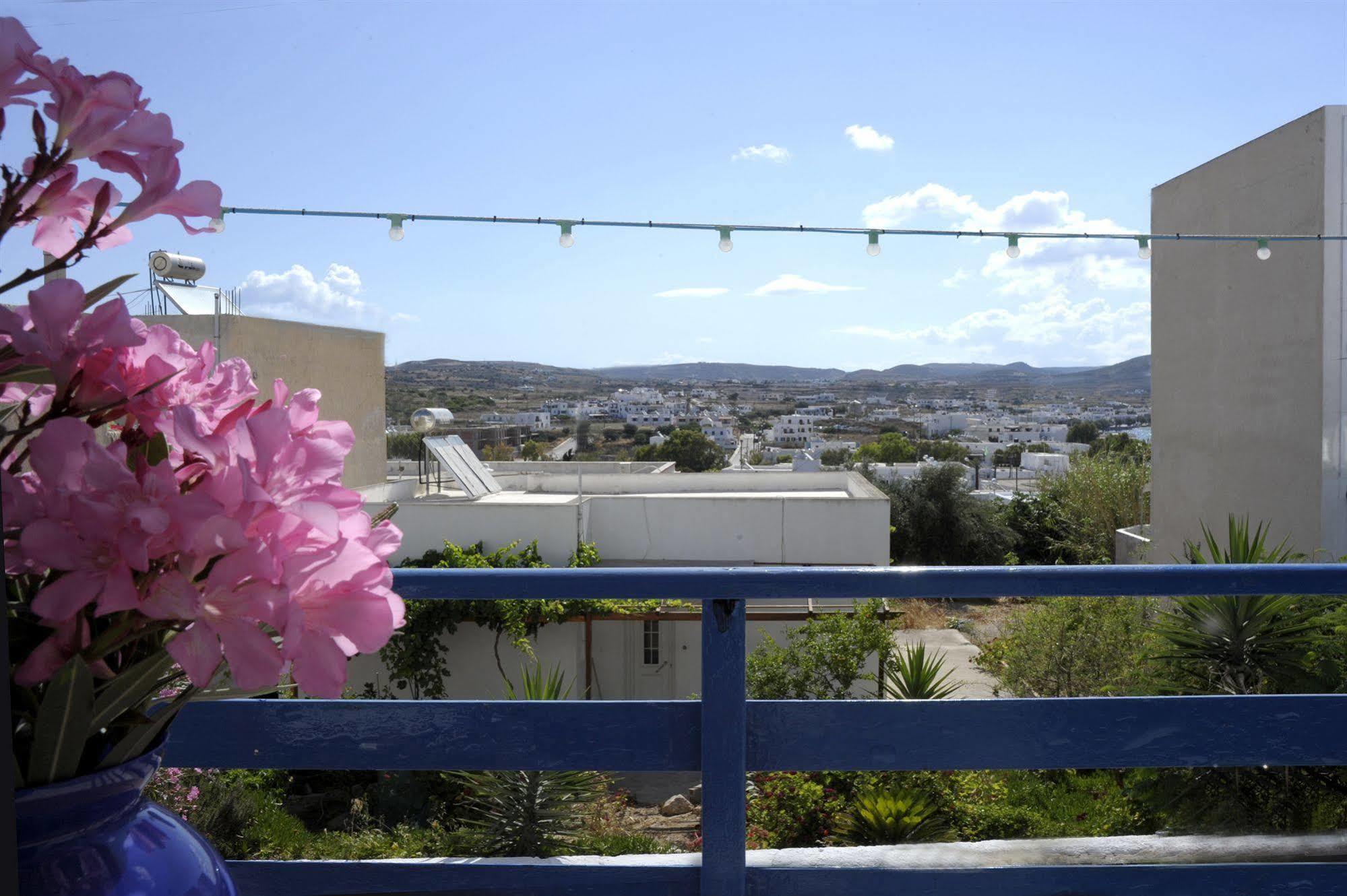 Corali Hotel 2*