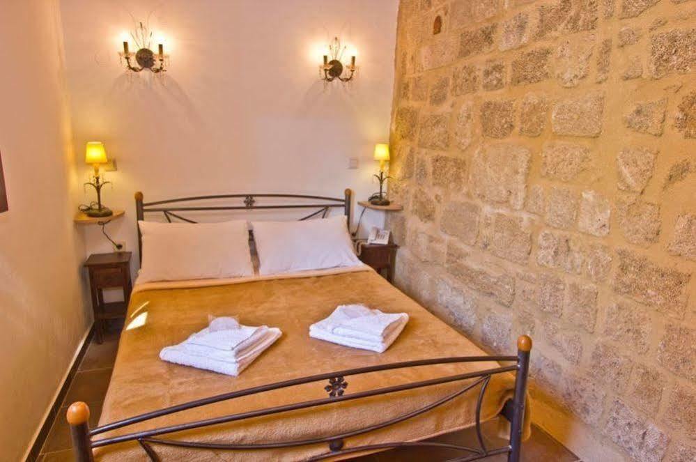 Camelot Traditional & Classic Rhodes City