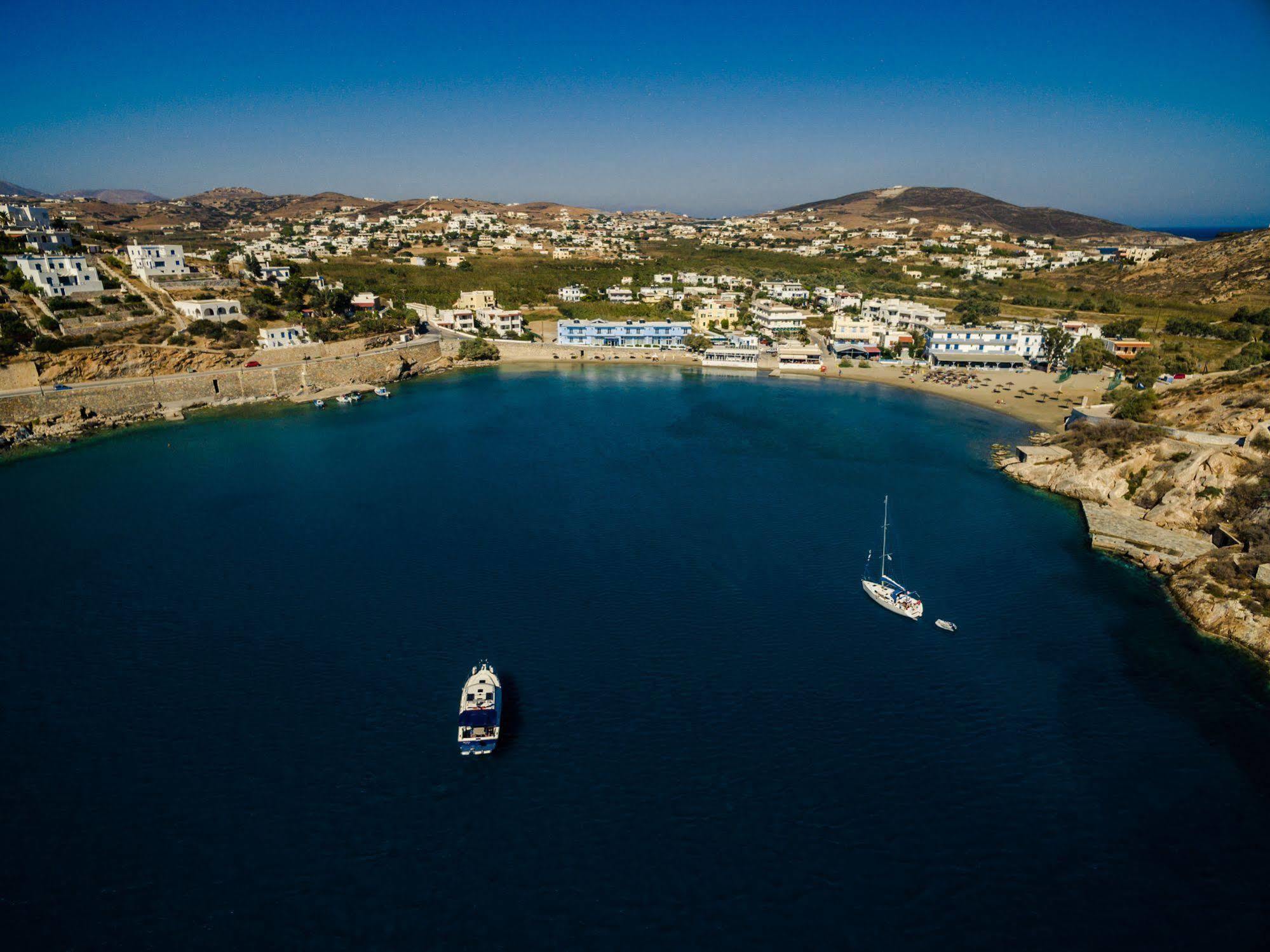 Vari Beach Hotel