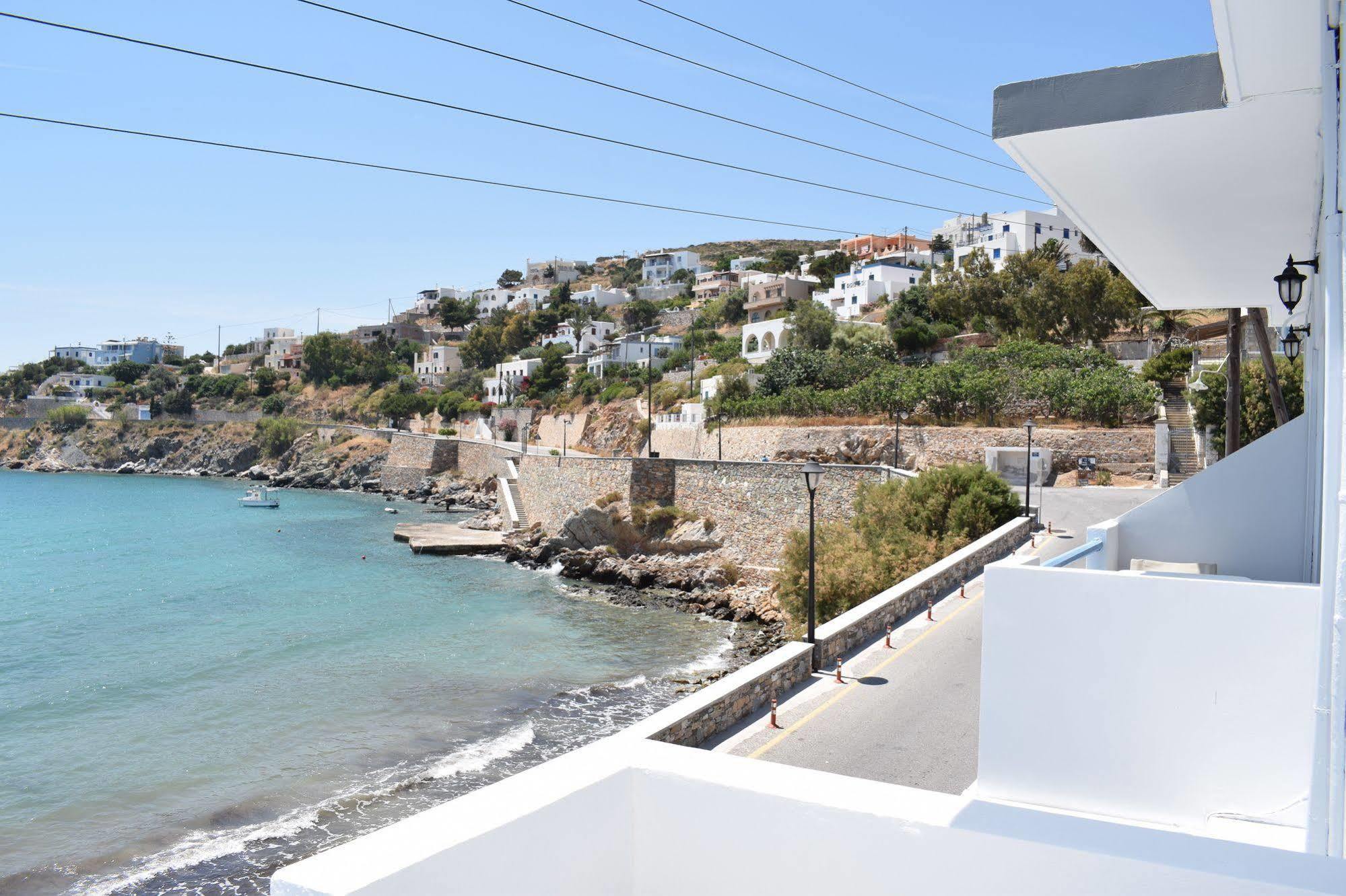 Vari Beach Hotel Hotel 2*