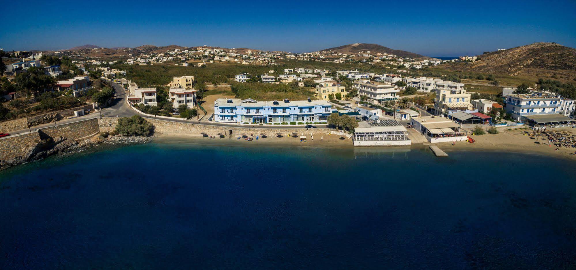 Vari Beach Hotel 2* Vari (Syros)