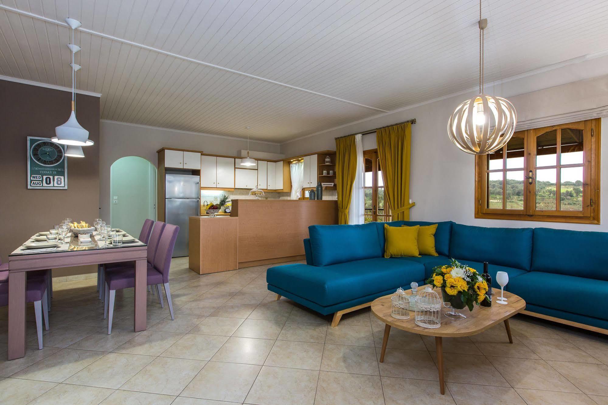 Villa Lefkothea With Large Private Pool