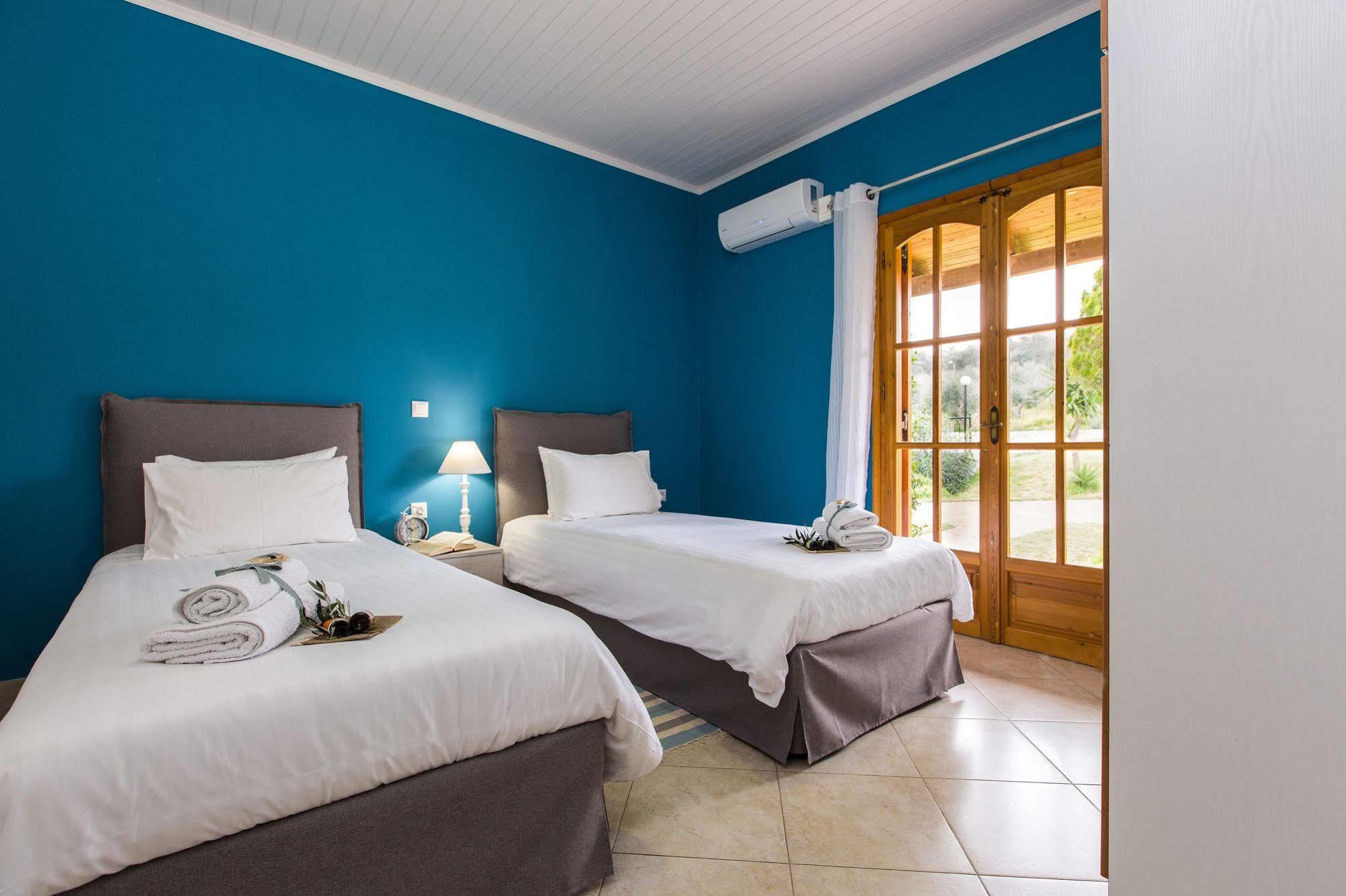 Villa Lefkothea With Large Private Pool *
