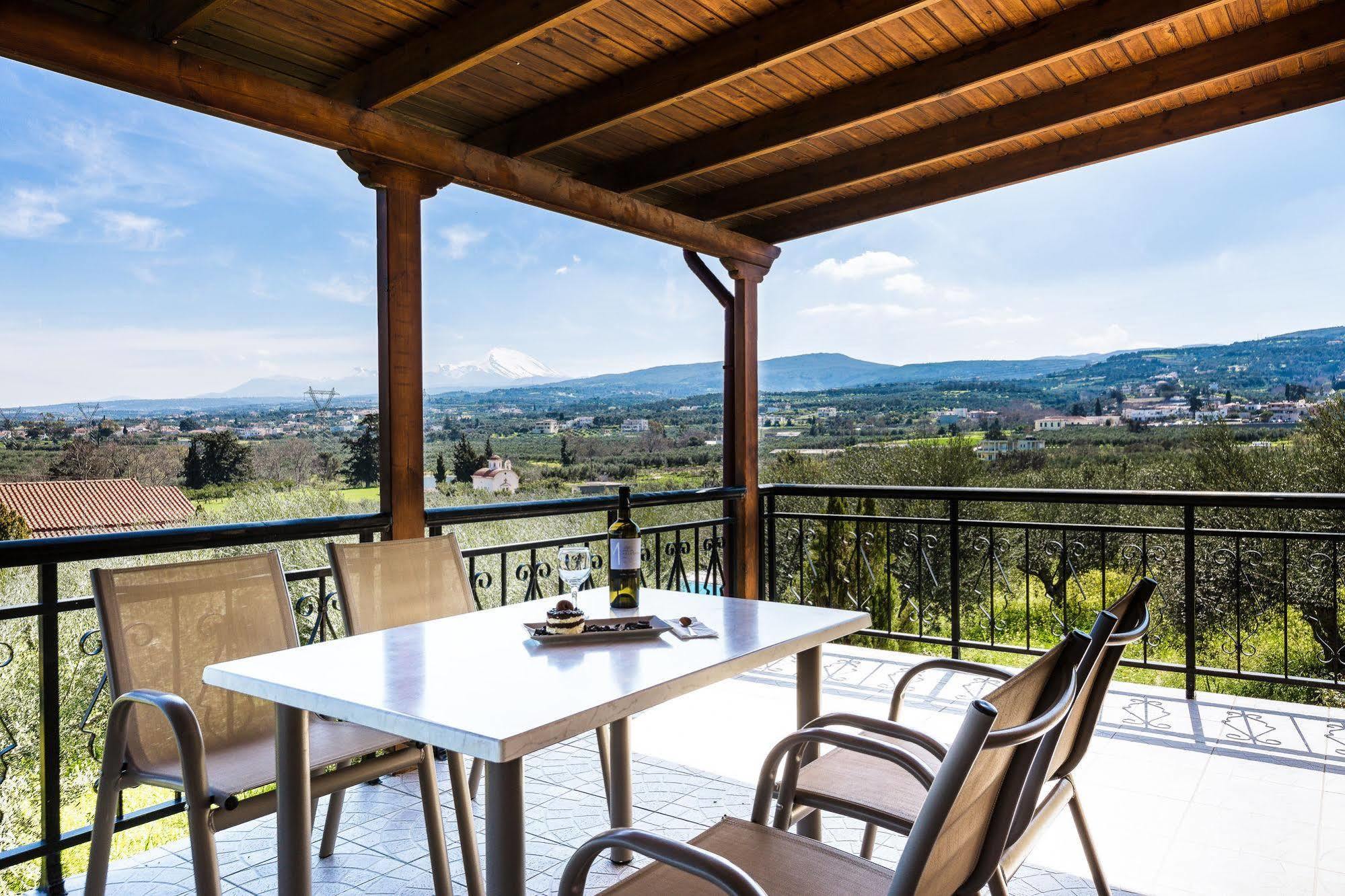 Villa Lefkothea With Large Private Pool