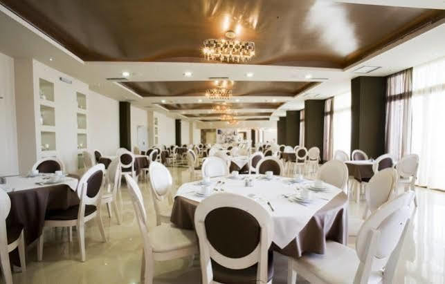 Hotel Evia & 3*