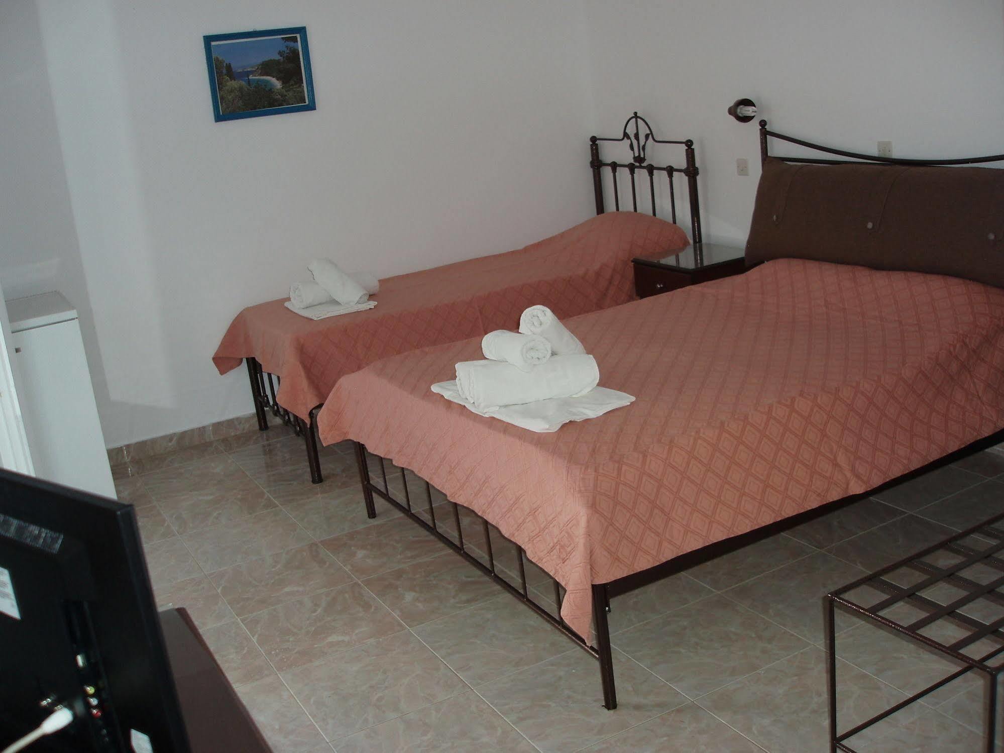 Aparthotel Helena's 2*