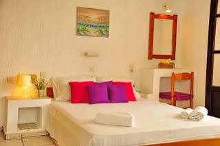 Cleopatra Aparthotel 3*