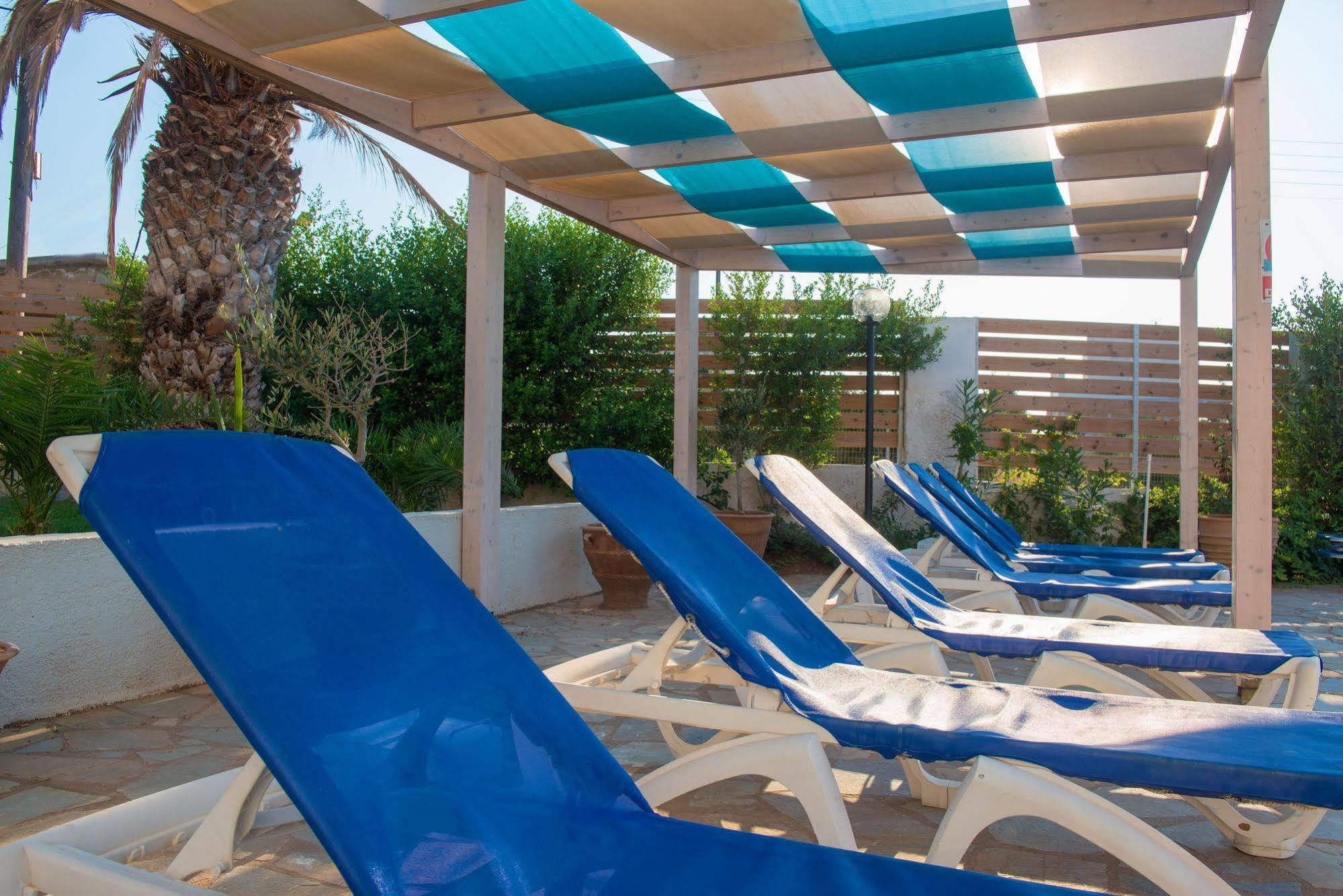 Oasis - Adults Only 2* Anissaras