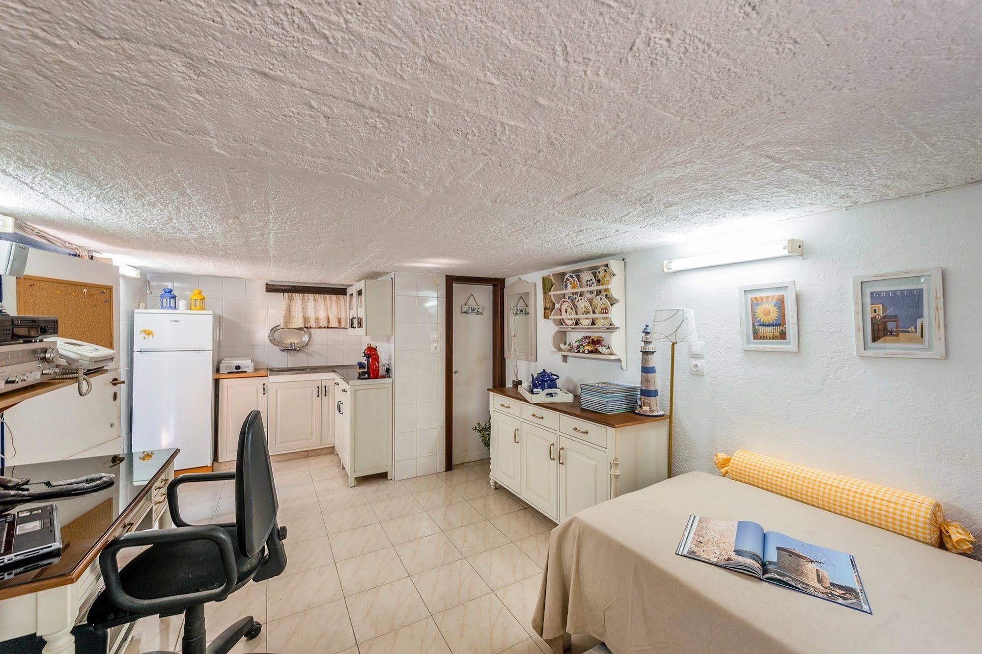 Alpha Stegna Sun Guest house Archangelos (Rhodes)
