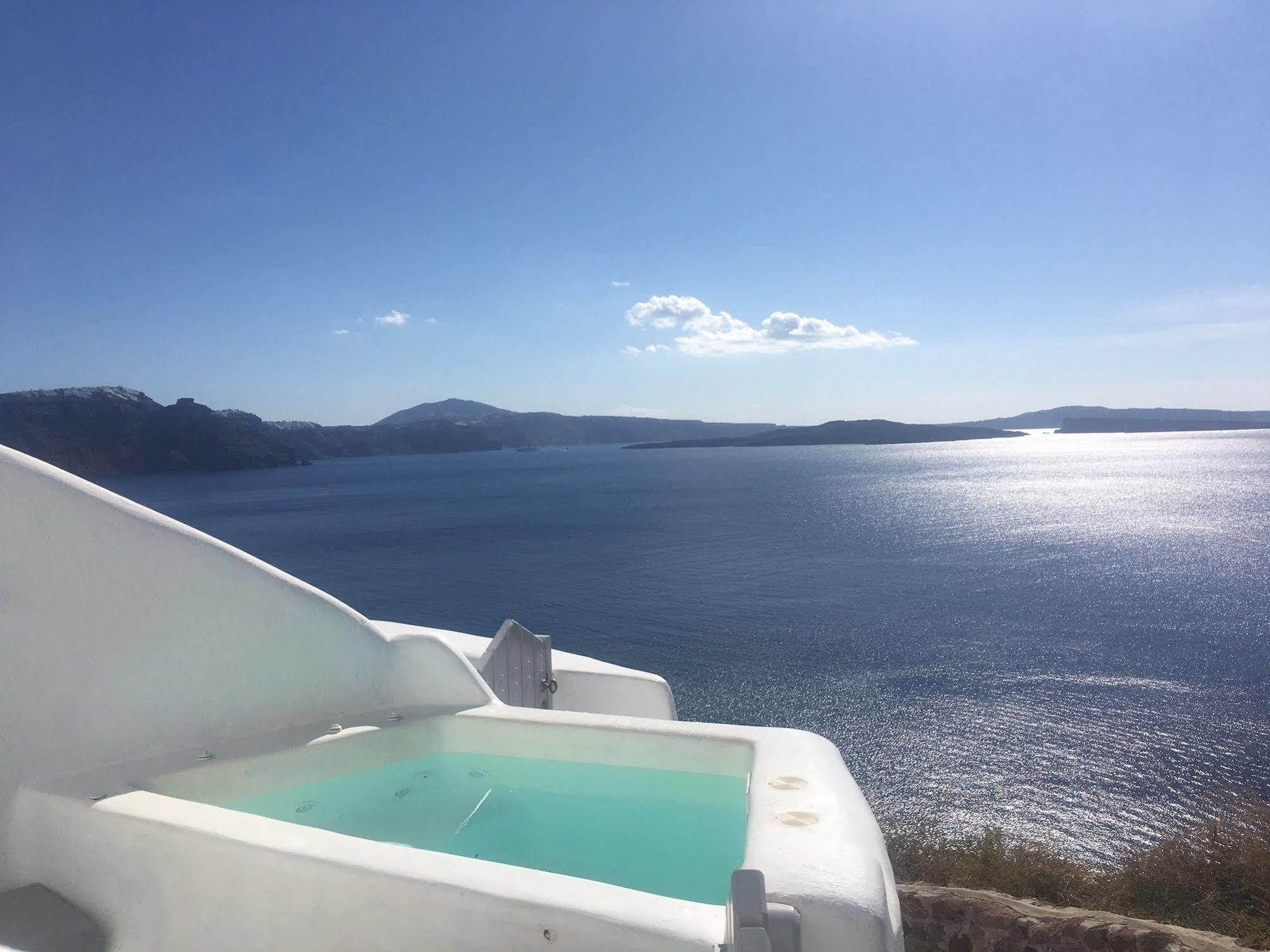 Liakada Apartment Oia (Santorini)