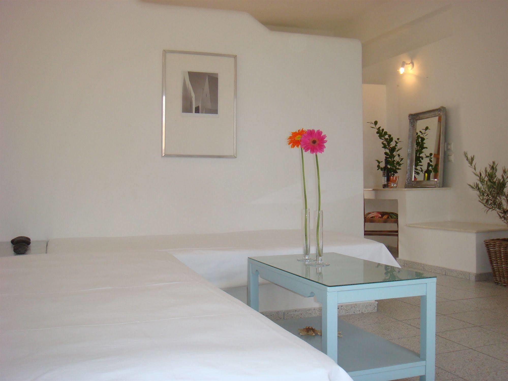 Elmarel Apartment Kamari (Santorini)