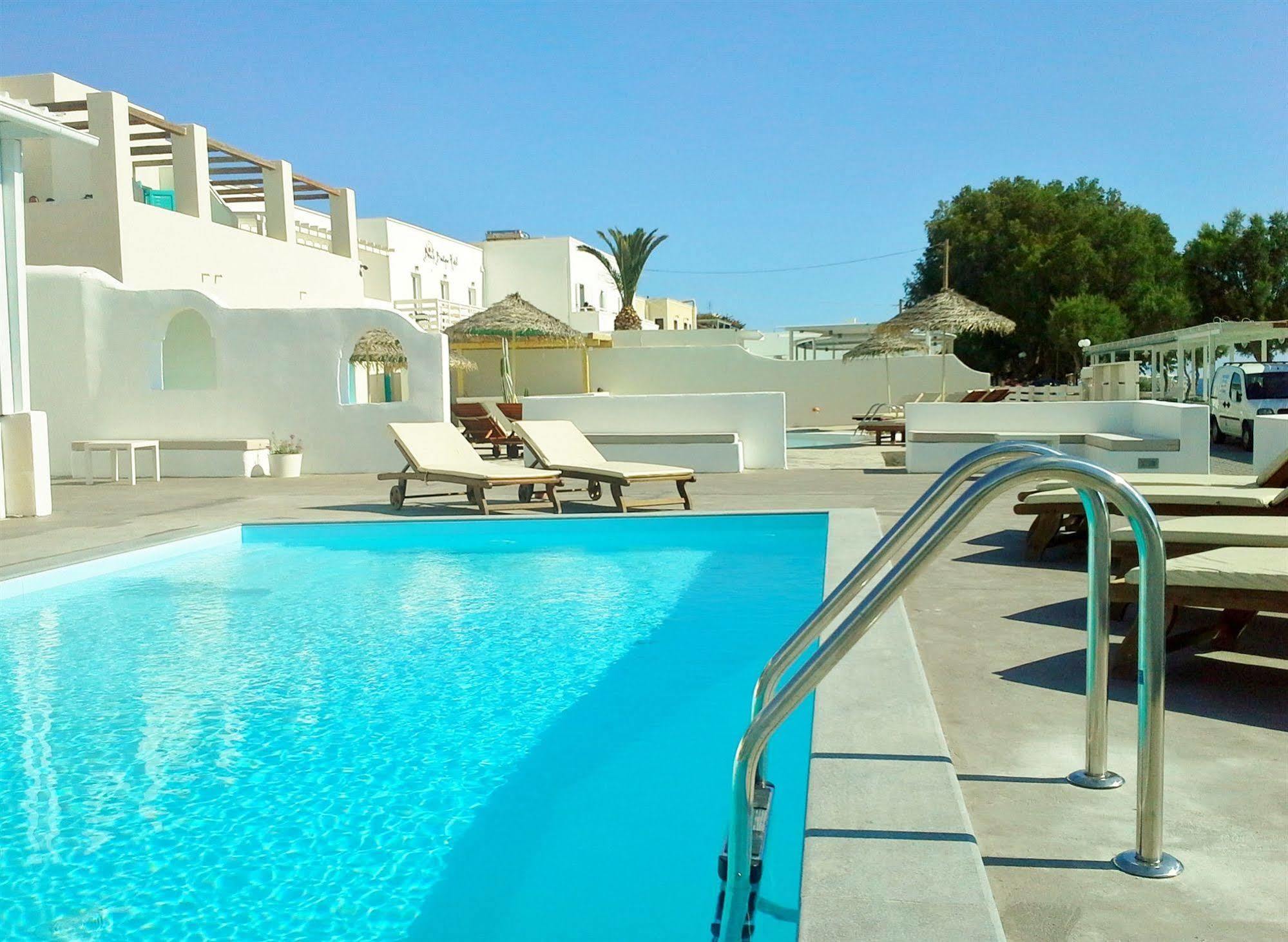 Elmarel Kamari (Santorini)