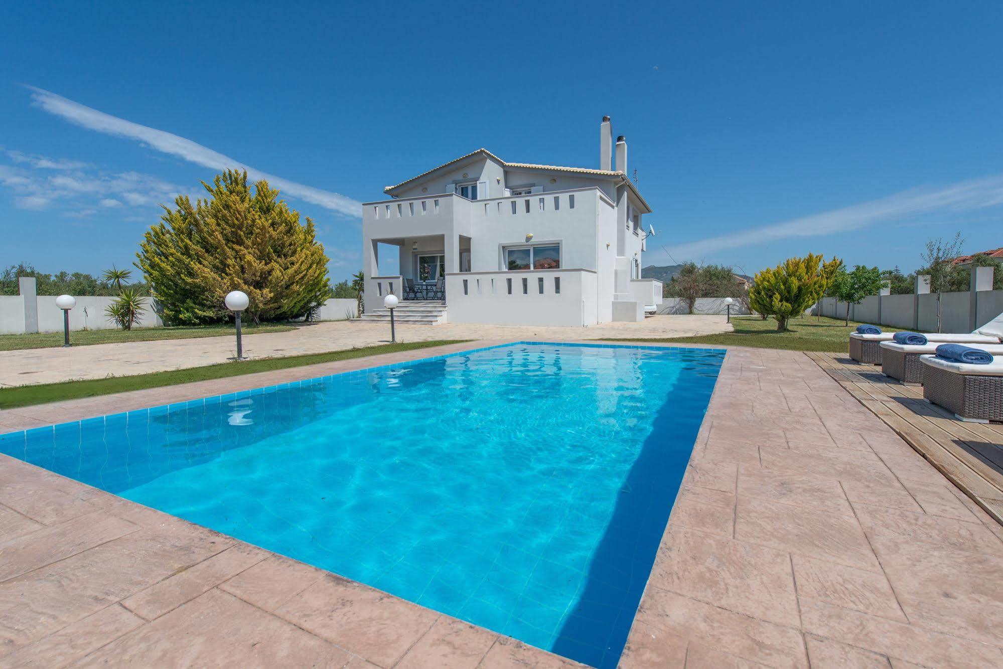Villa Astarte Muthee Laganas