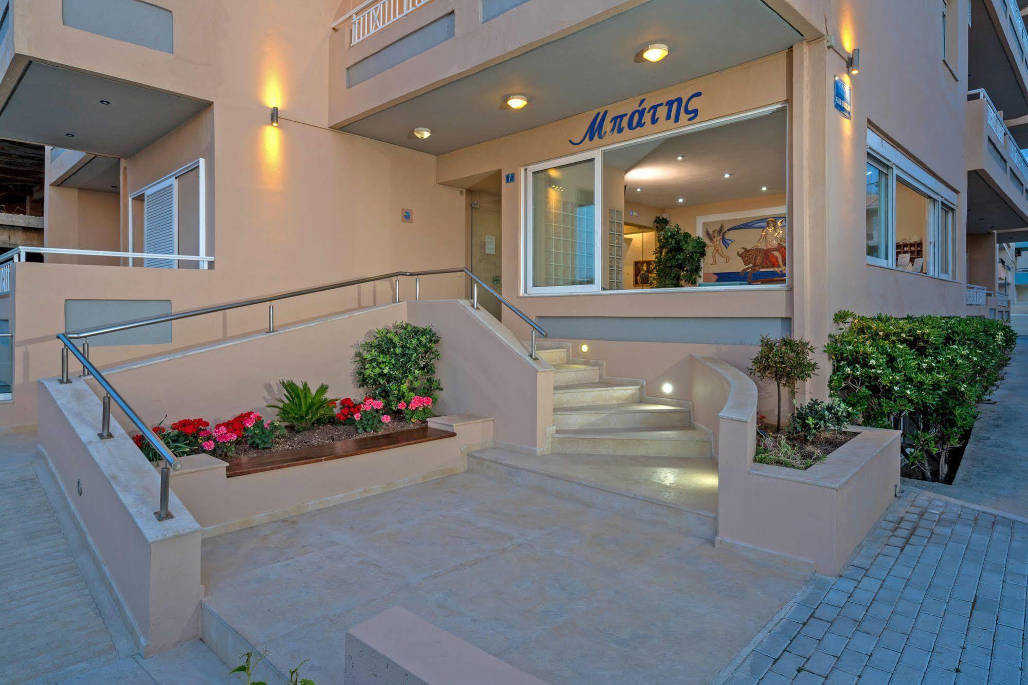 Batis 3* Rethymno (Crete)