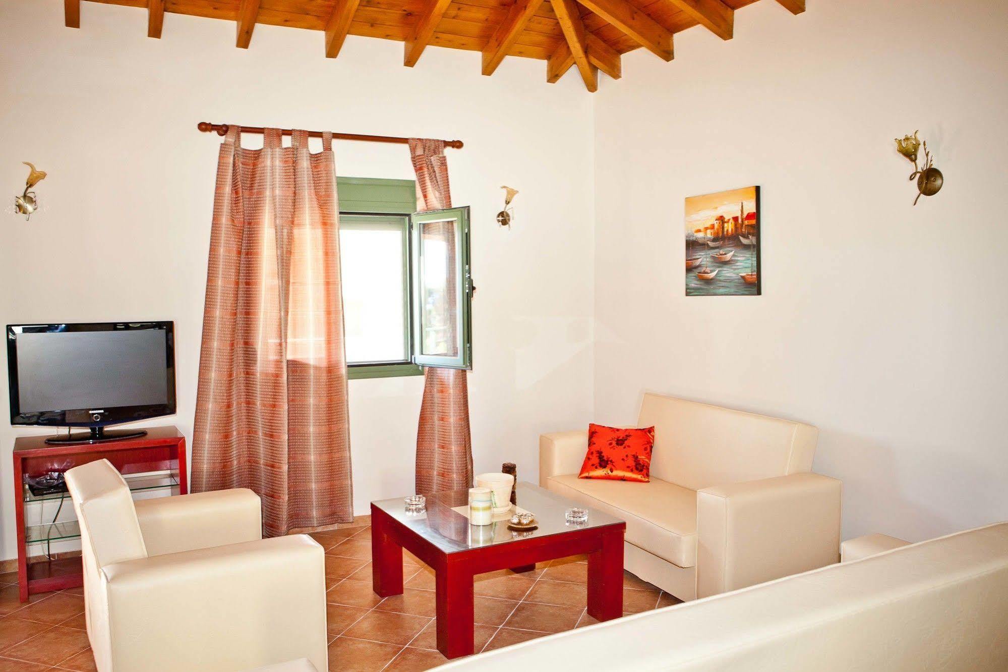 Holiday home Aselinos Koukounaries