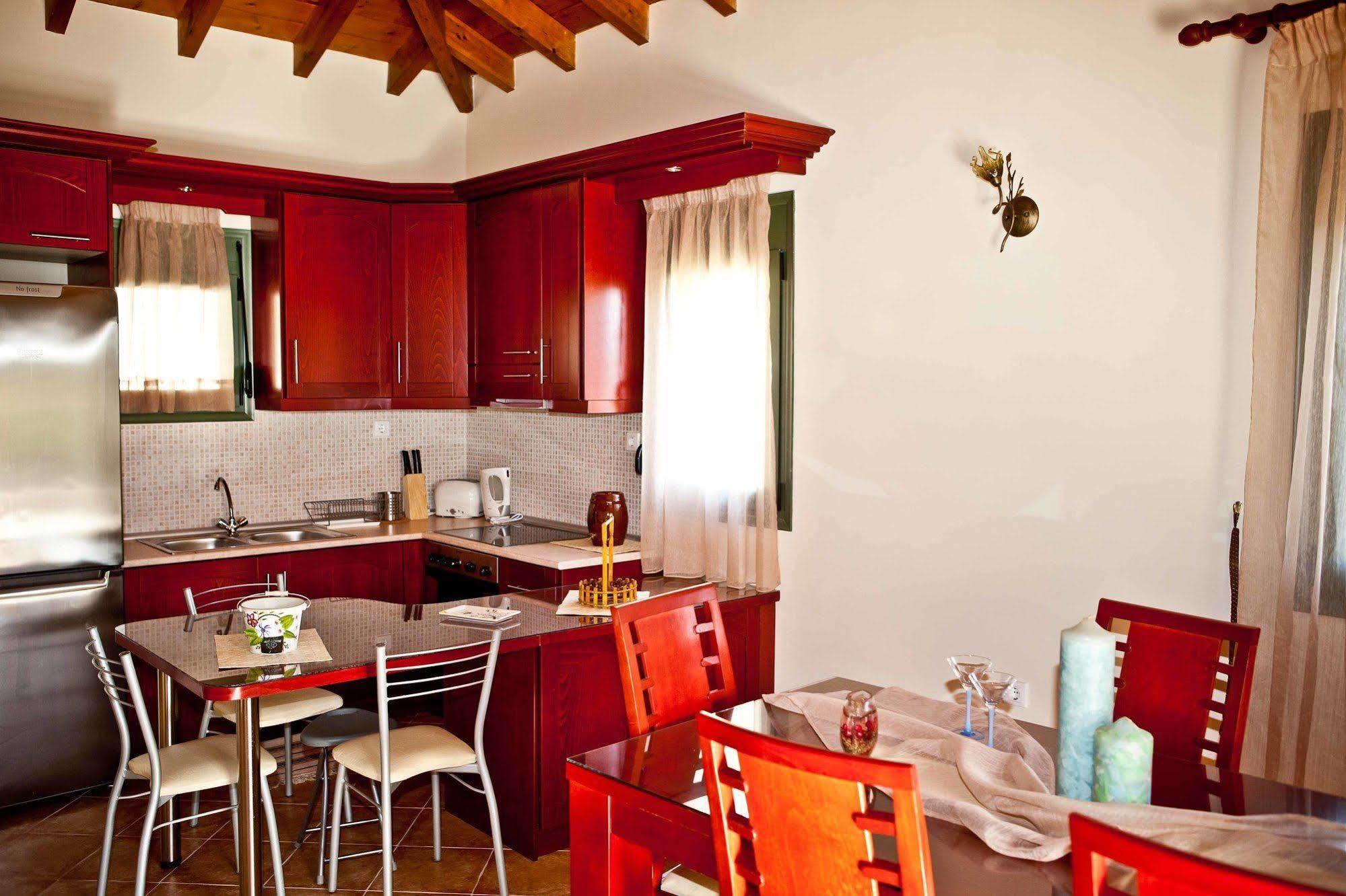 Aselinos Holiday home