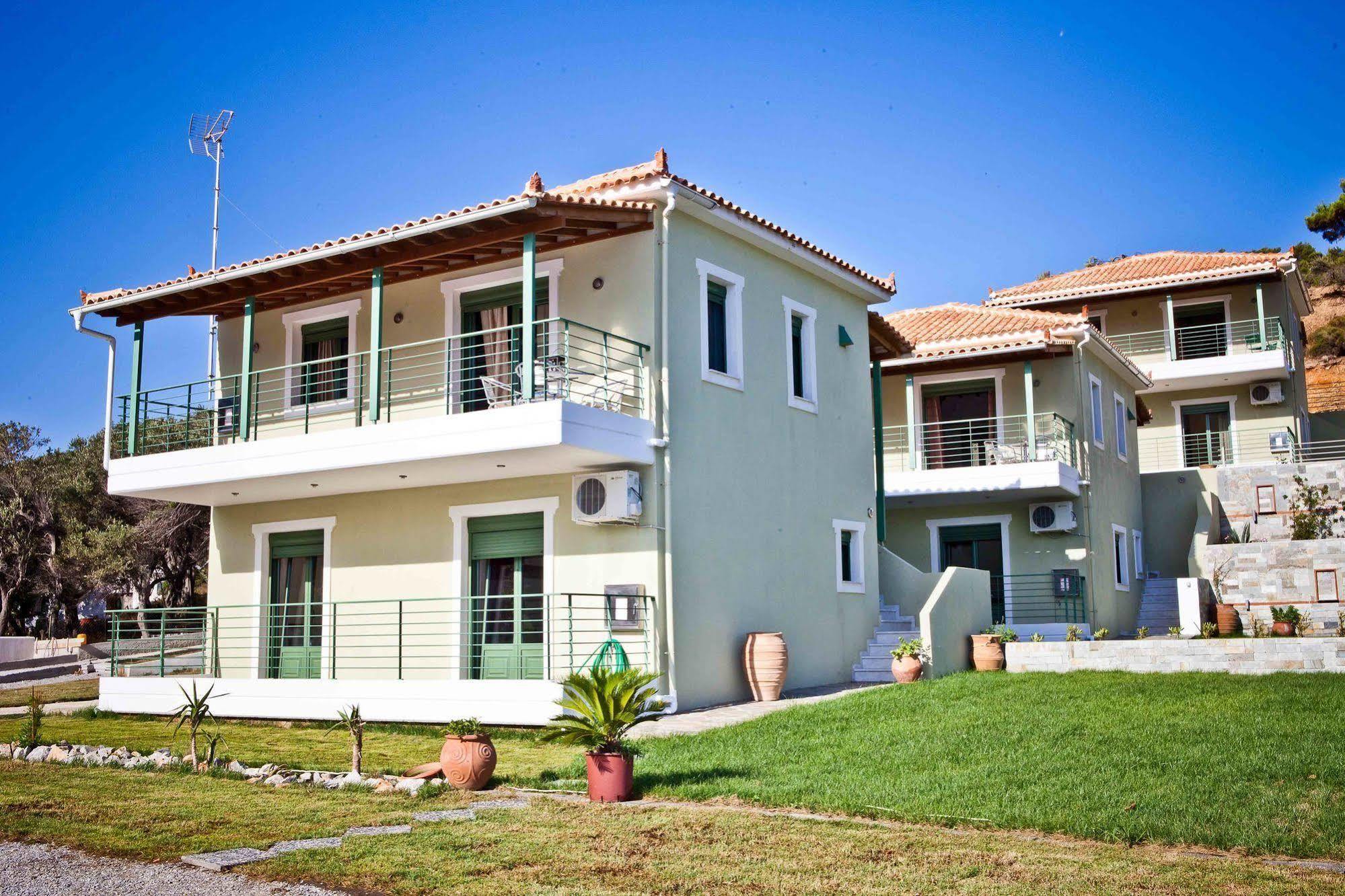 Holiday home Aselinos