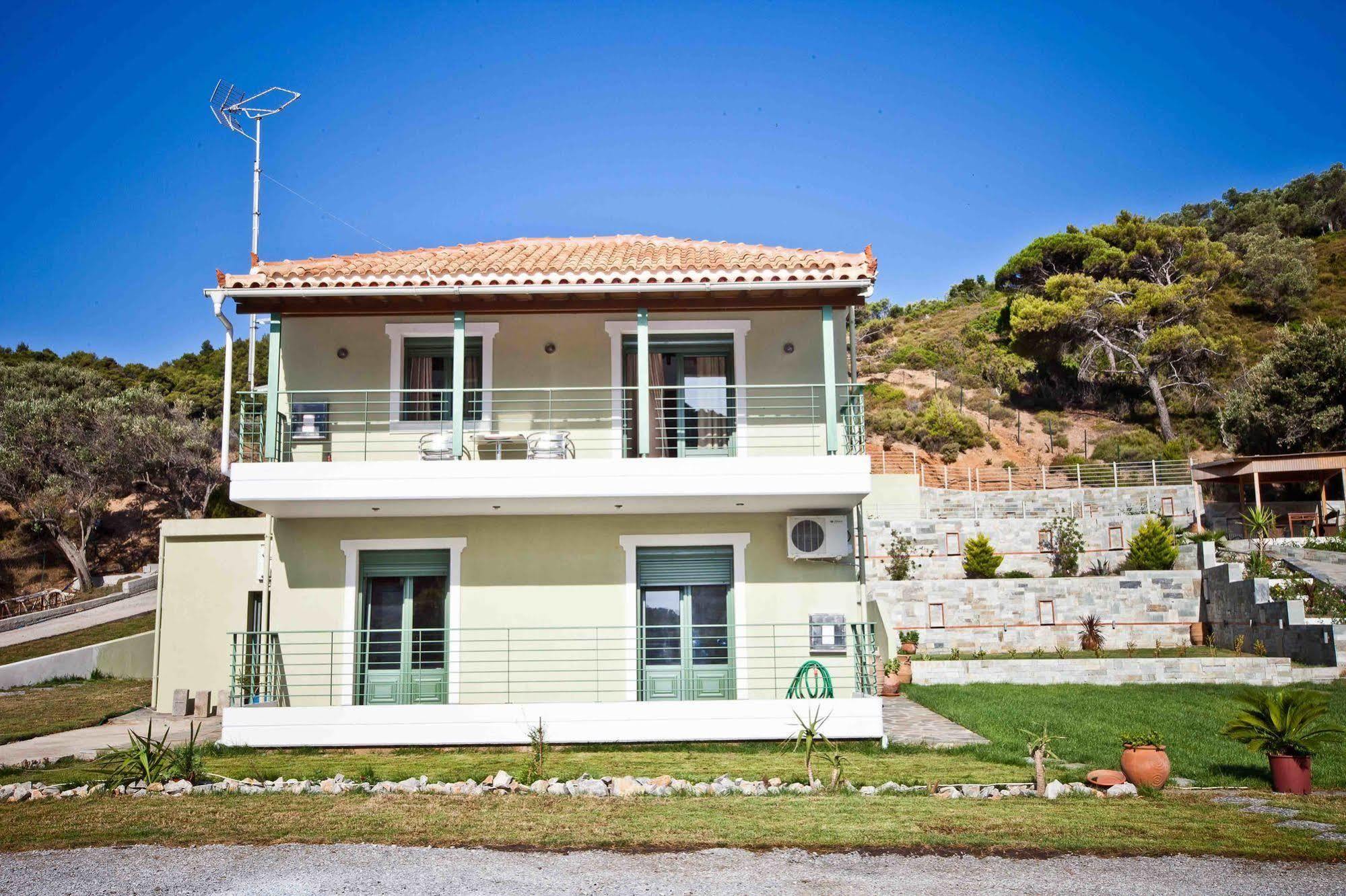 Aselinos Holiday home Koukounaries