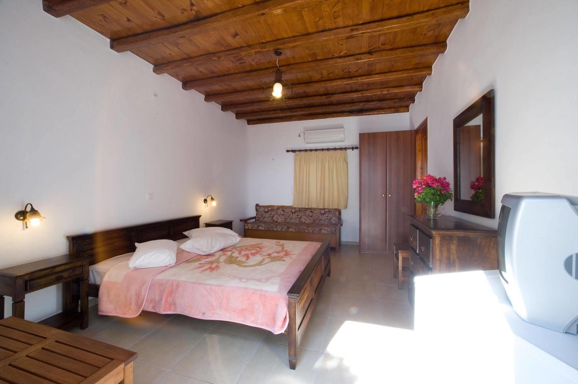 Daktilidis Village 3*