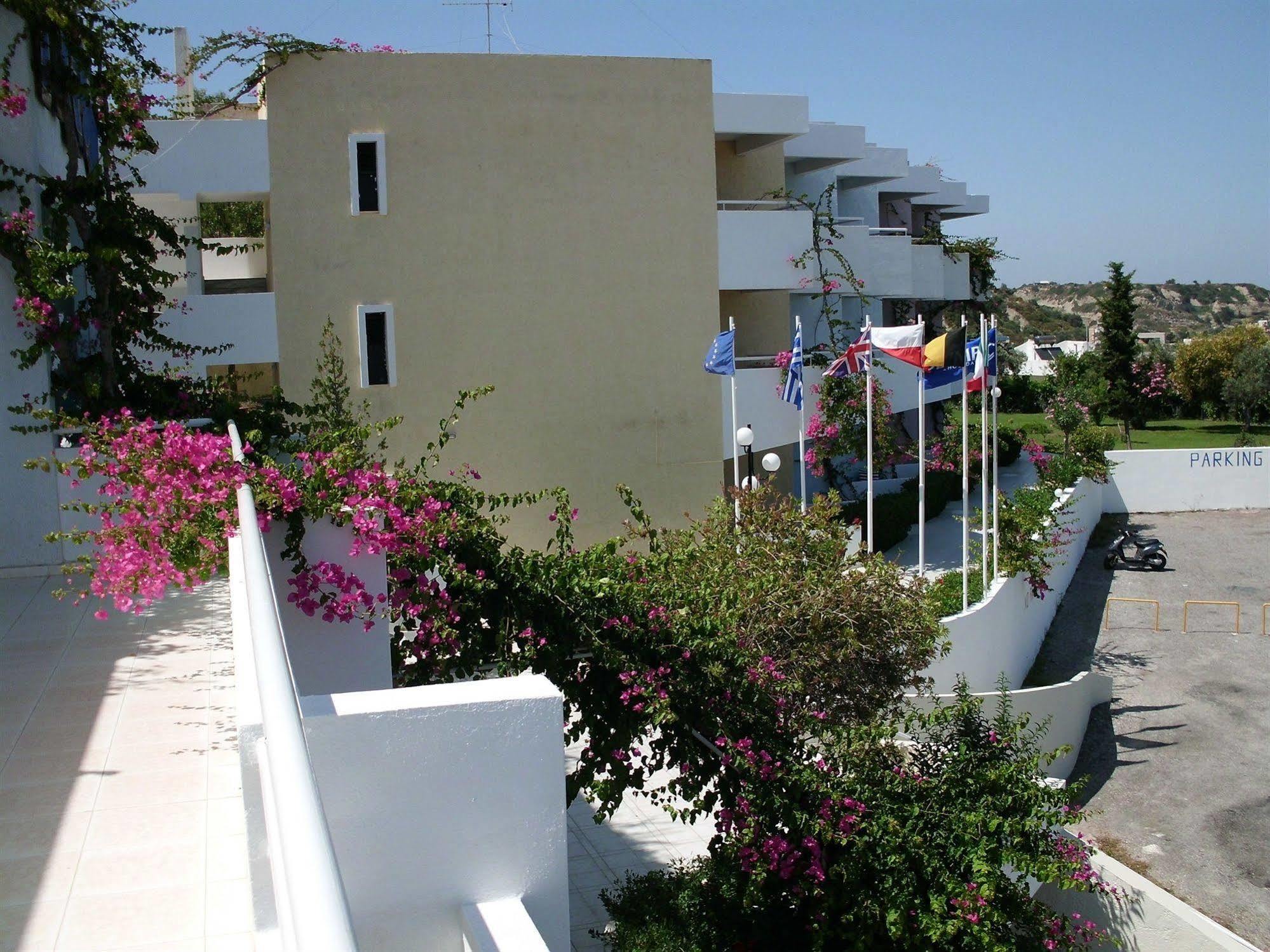 Iris Hotel