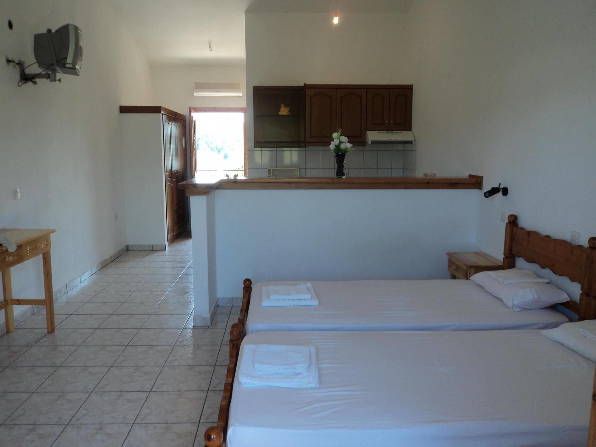 Faethon Aparthotel 3*
