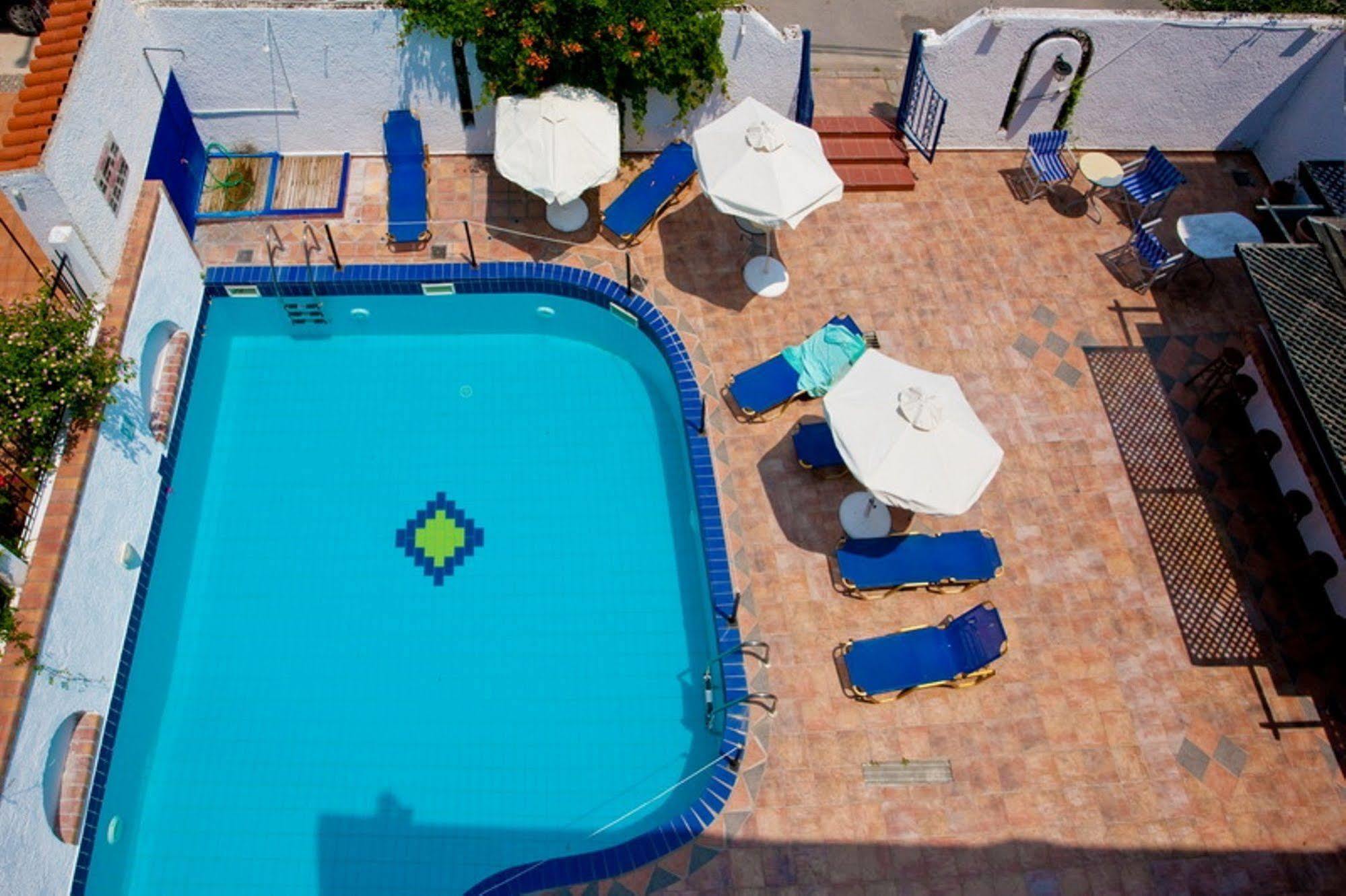 Golden Potidea Hotel 3*