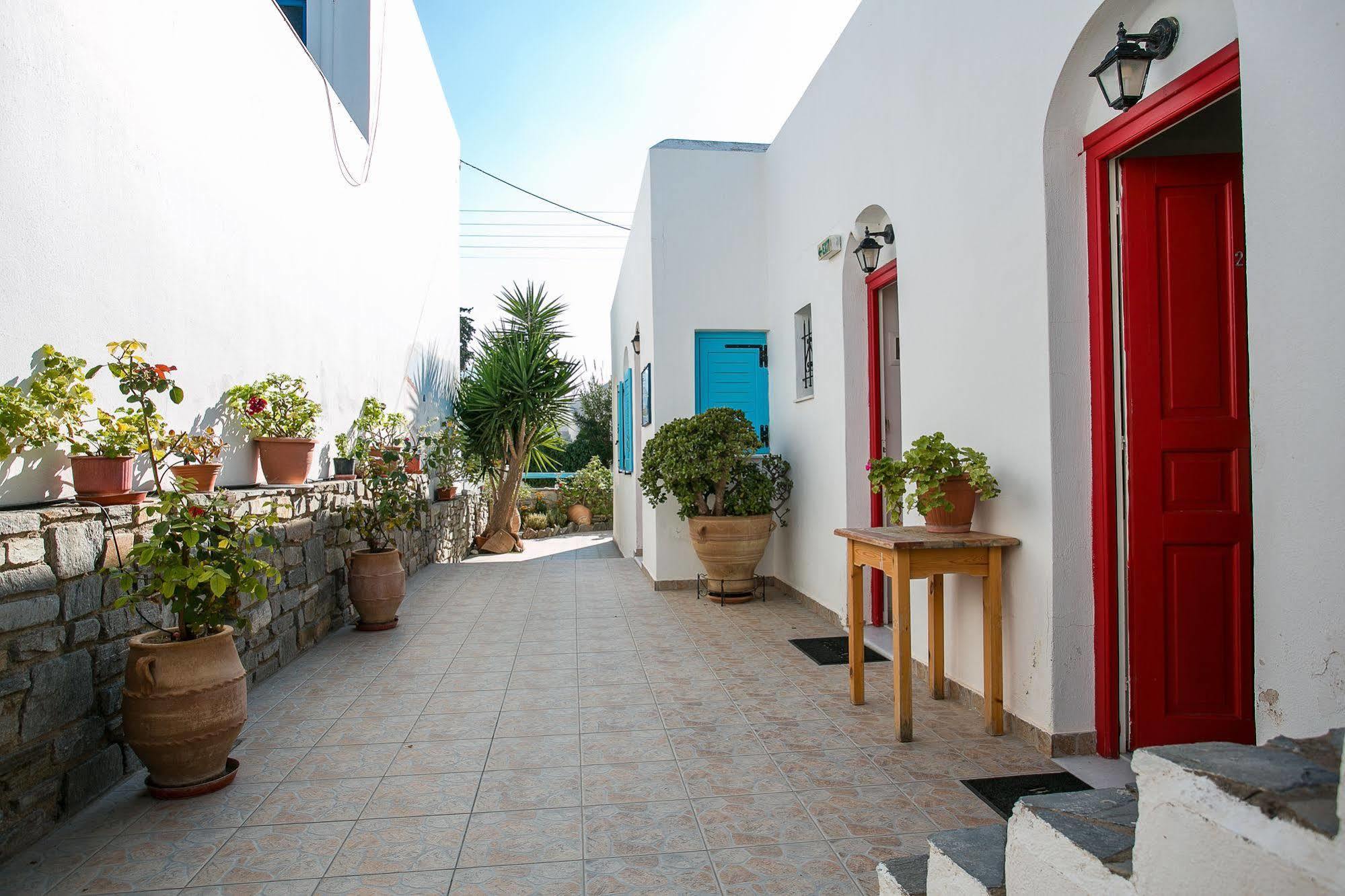 Joseph 3* Parikia (Paros)