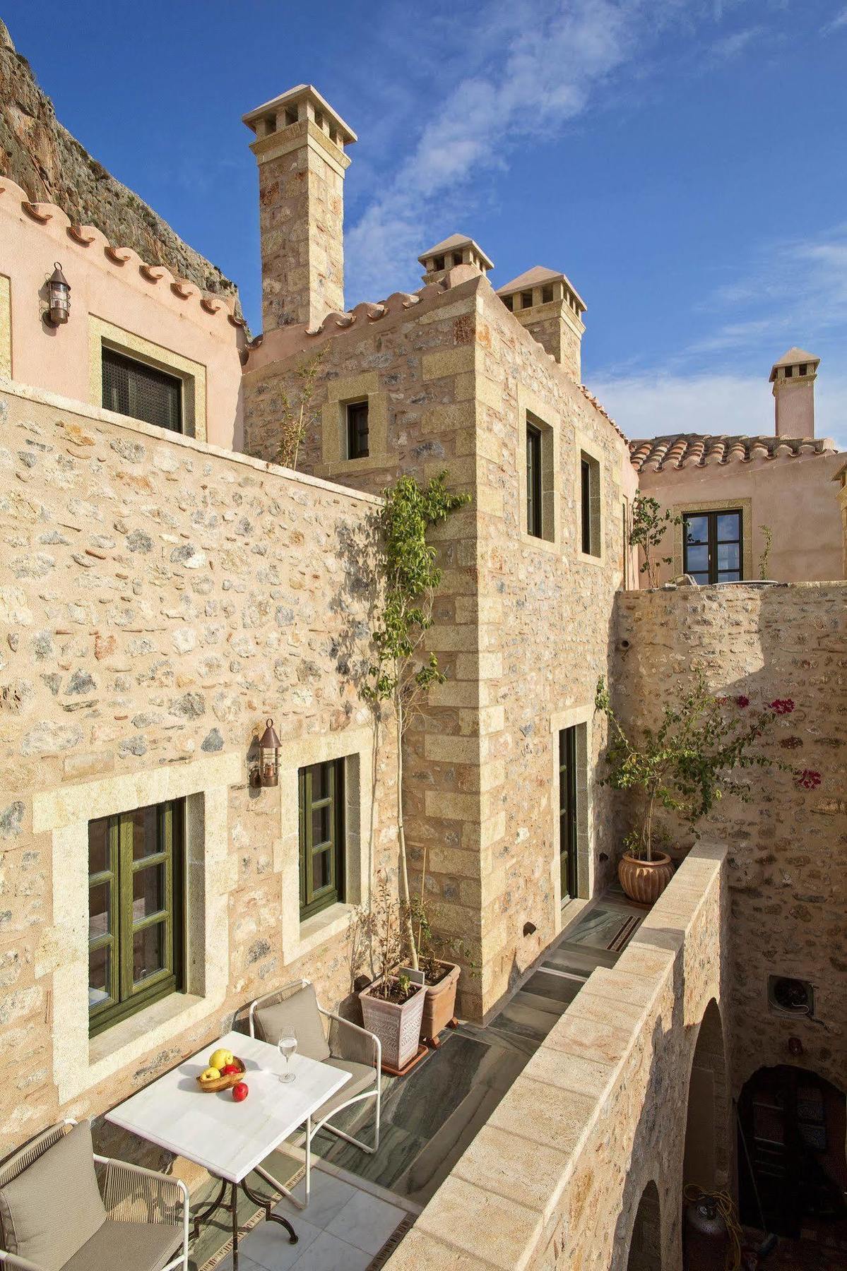 Moni Emvasis Luxury 4* Monemvasia