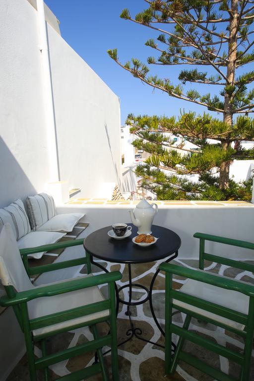 Ostria 3* Naousa (Paros)