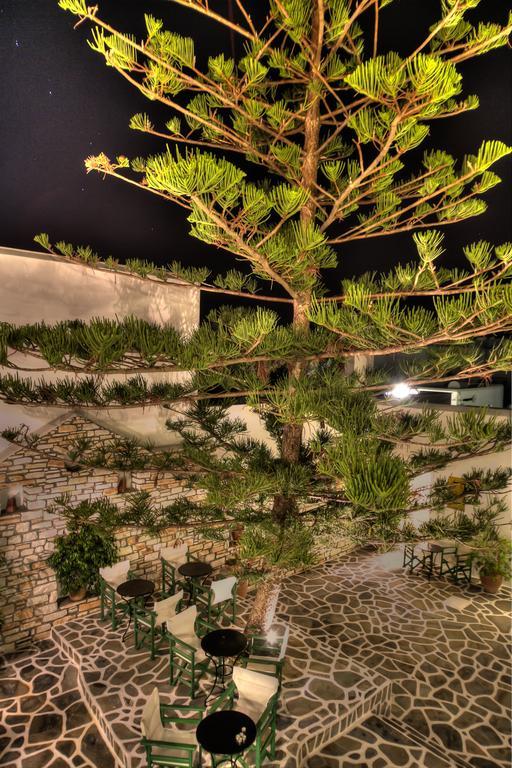 Ostria Aparthotel 3*