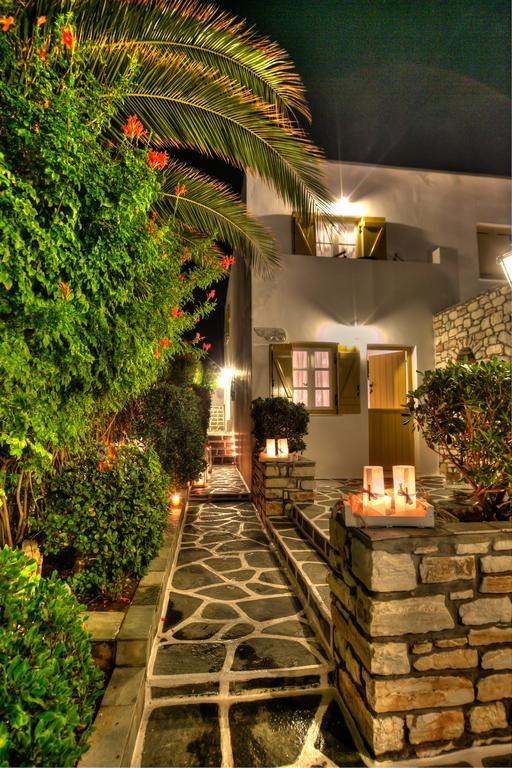 Ostria Aparthotel 3*