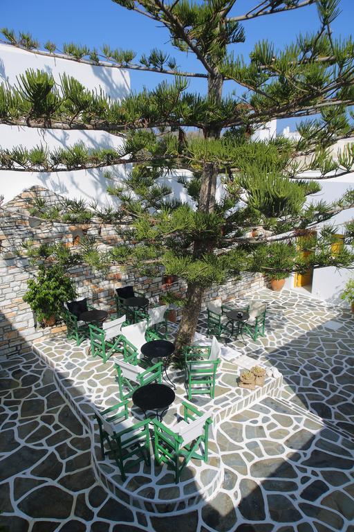 Ostria Aparthotel 3*