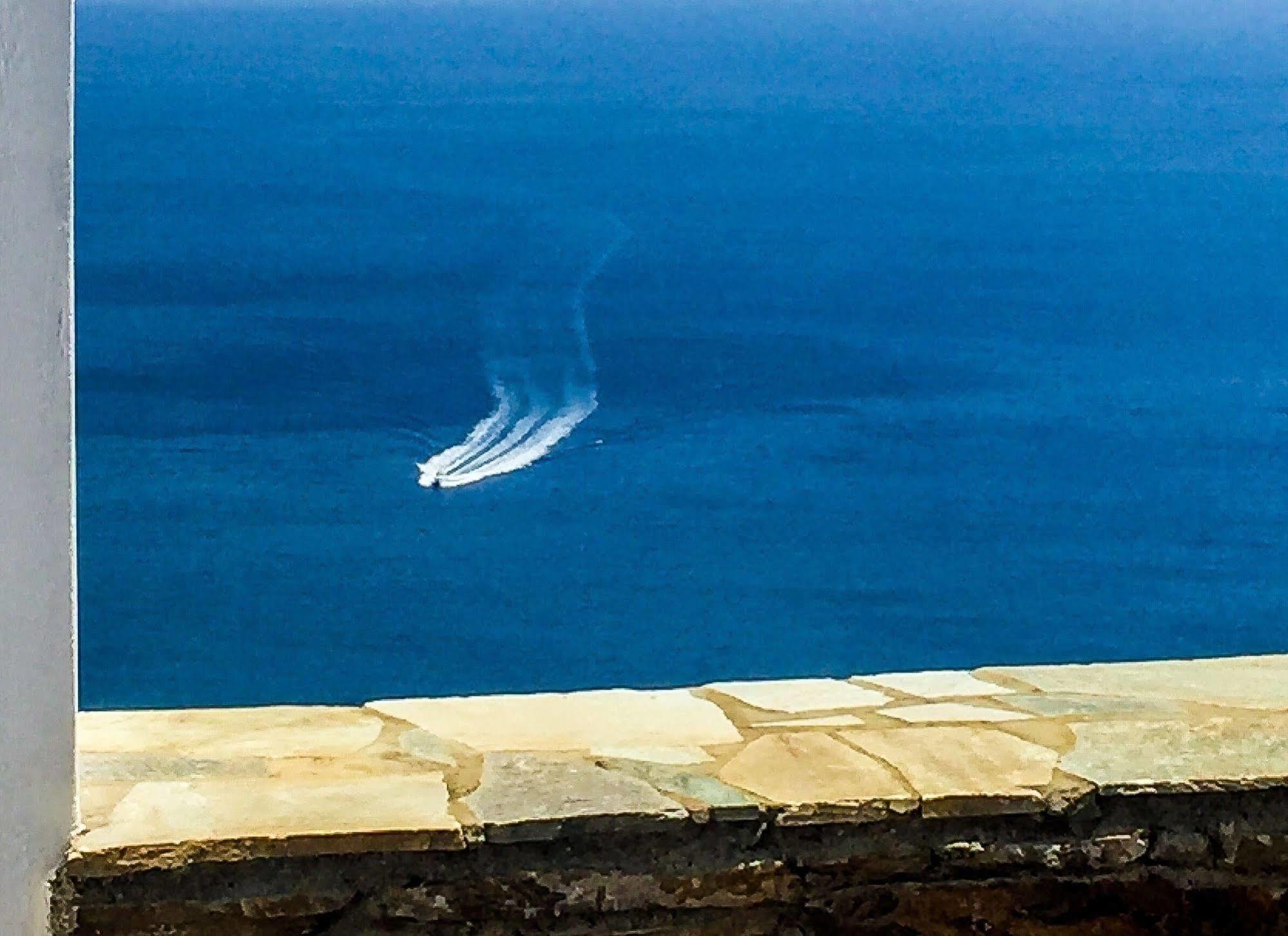 Andros Prive Aparthotel 3*