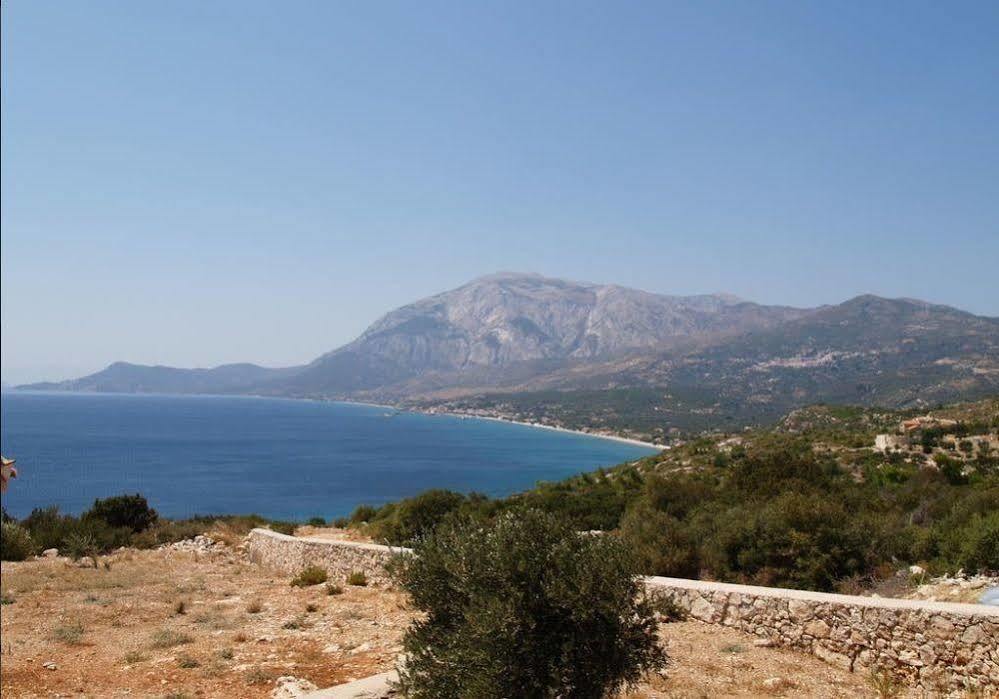 Hotel Mandilada Village 3*