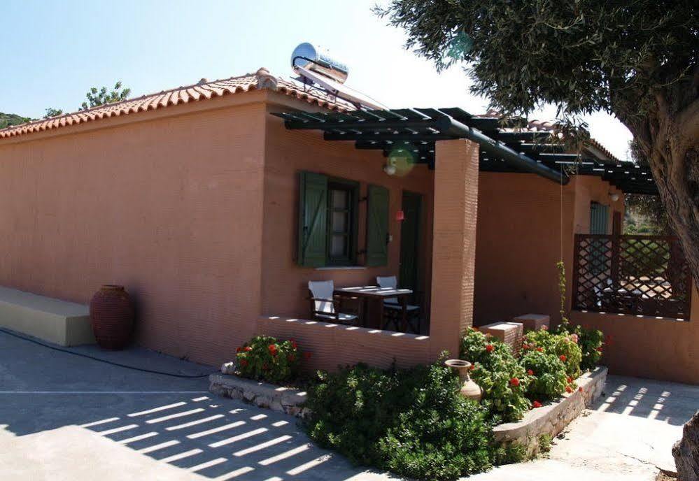 Hotel Mandilada Village 3*