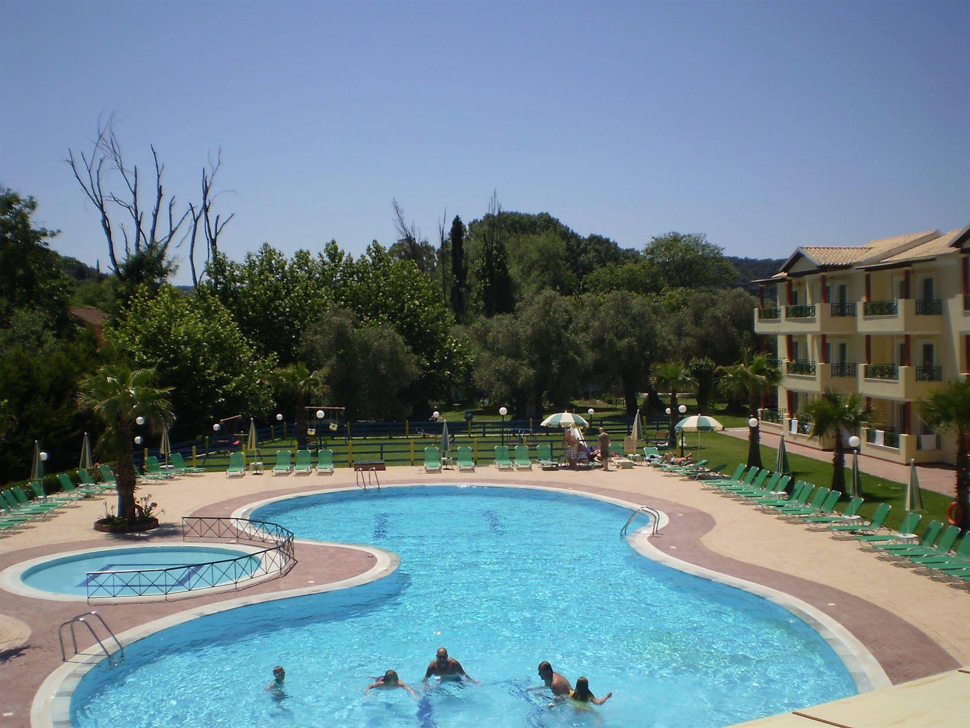 Damia Hotel