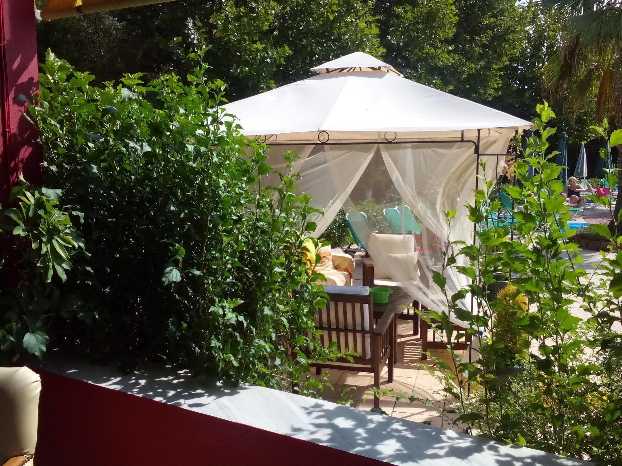 Damia Hotel Hotel