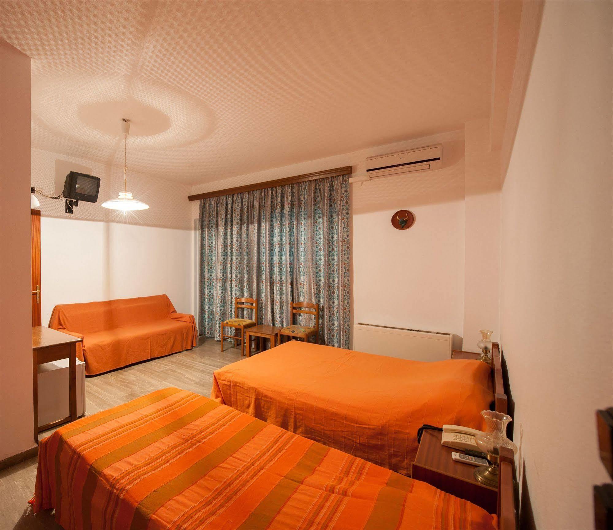 Hotel Athina Krestena
