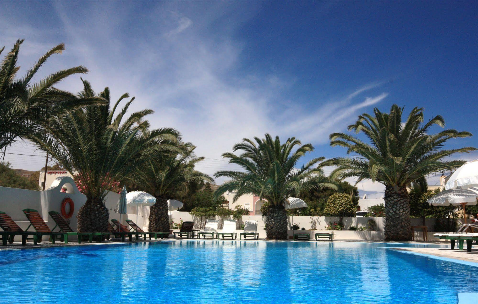 Strogili - Adults Only Kamari (Santorini)